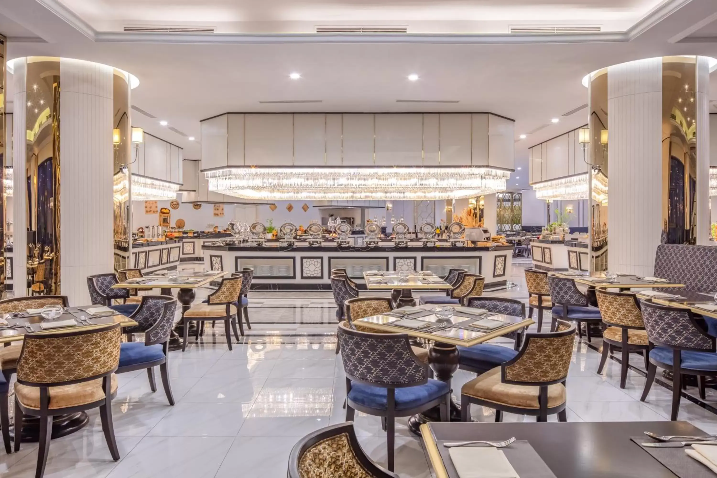 Restaurant/places to eat in Meliá Vinpearl Nha Trang Empire Restaurant/places to eat in Meliá Vinpearl Nha Trang Empire