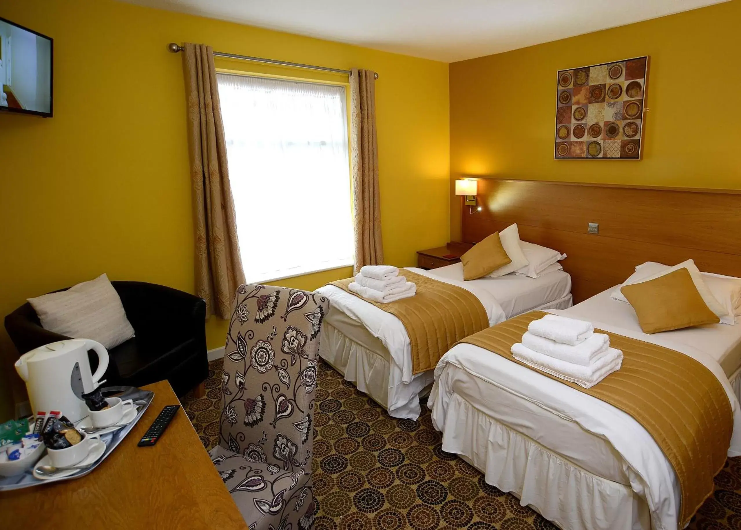 Bedroom, Bed in The Birley Arms Hotel Warton