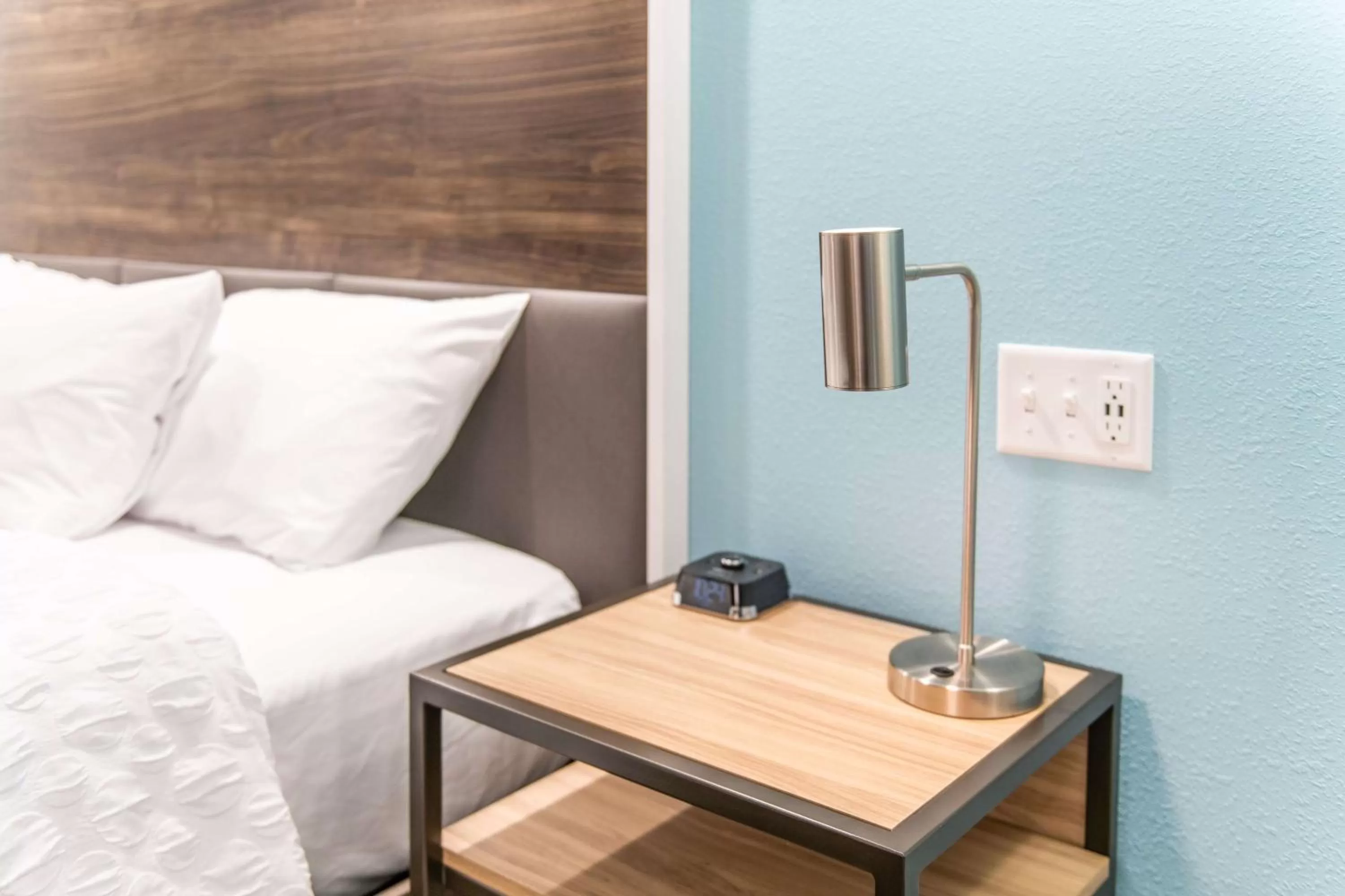 Bed in Tru by Hilton Fayetteville I-95