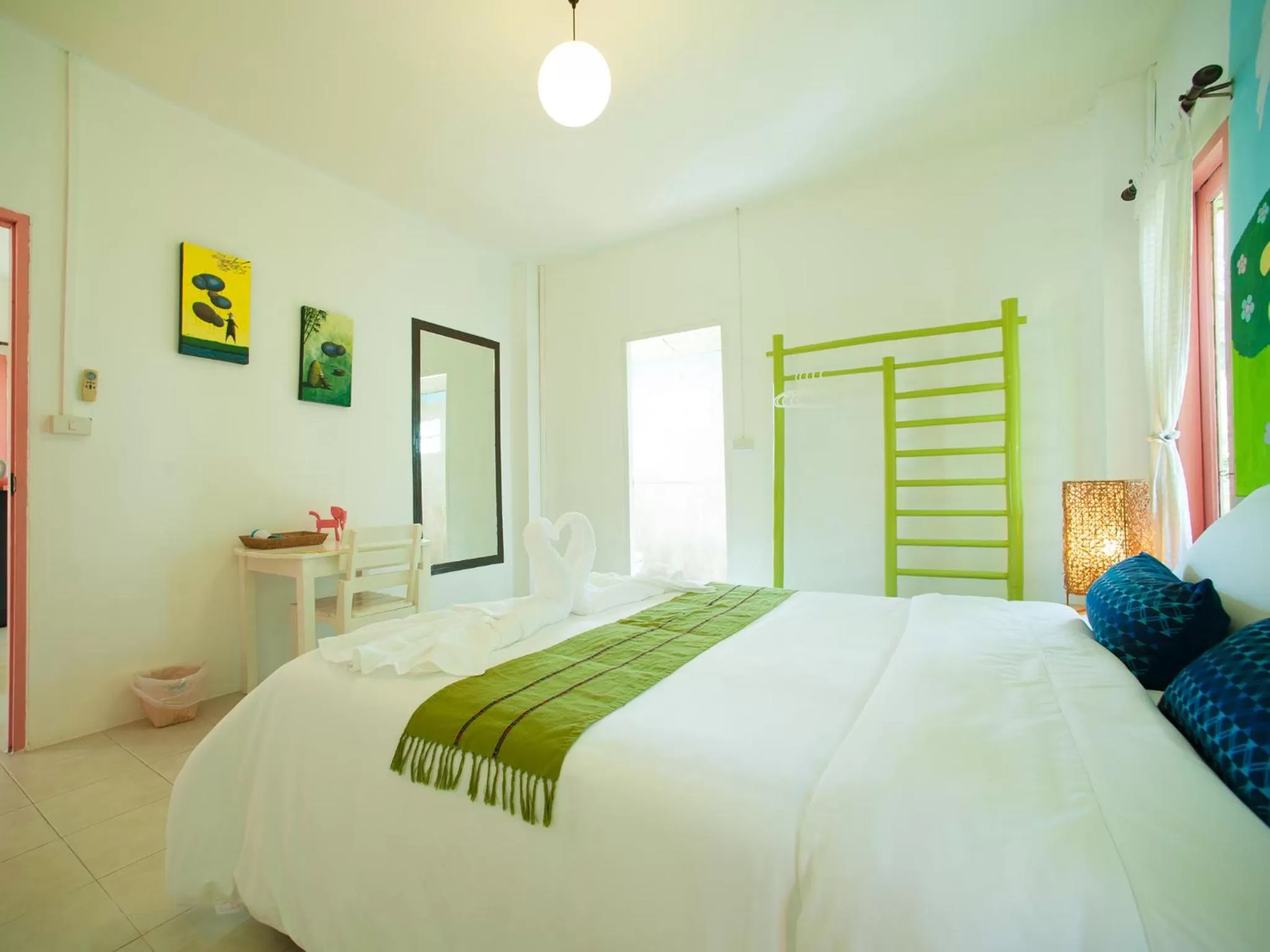 Bedroom, Bed in Baan Chokdee Pai Resort