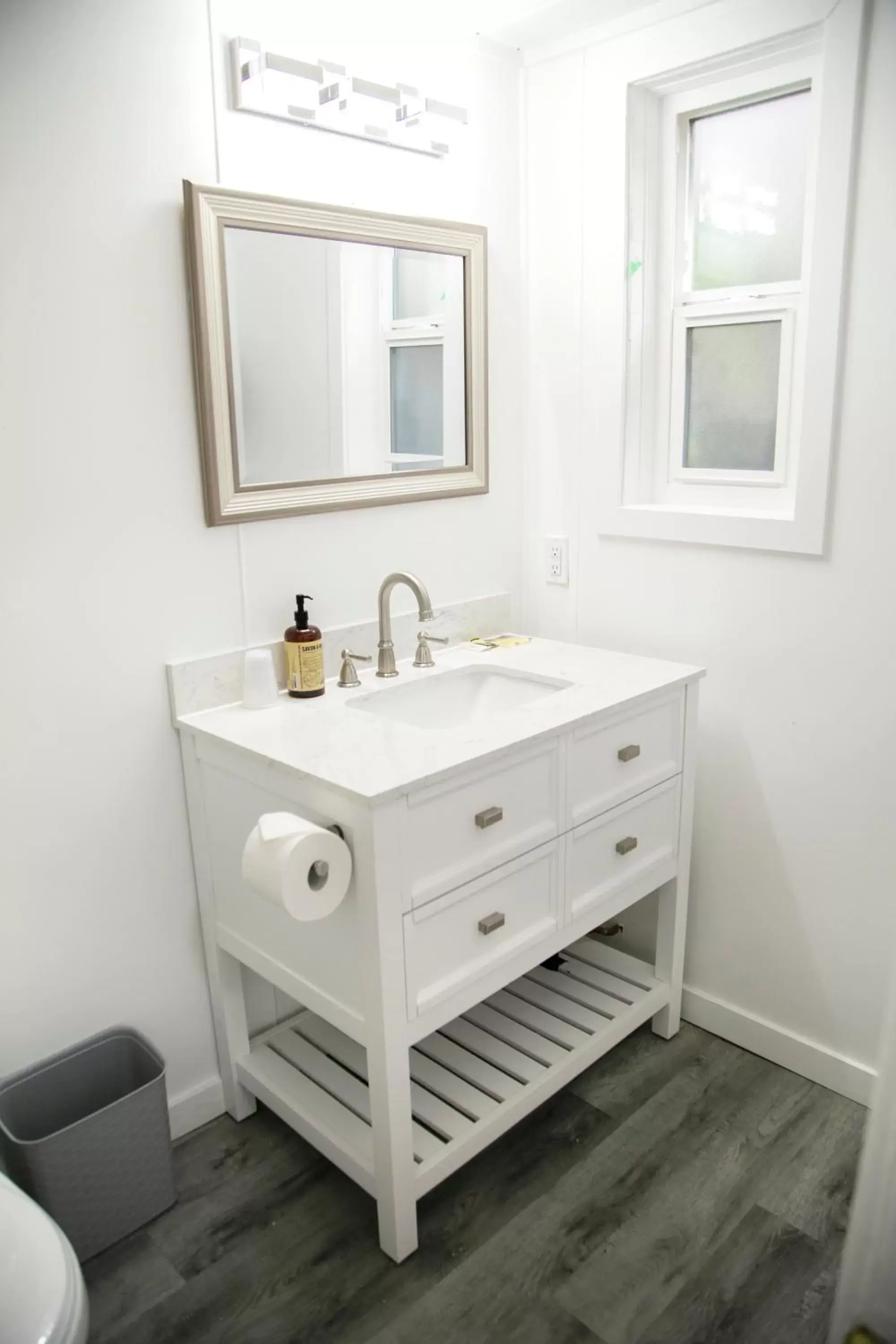 Bathroom in Westview Centre Motel