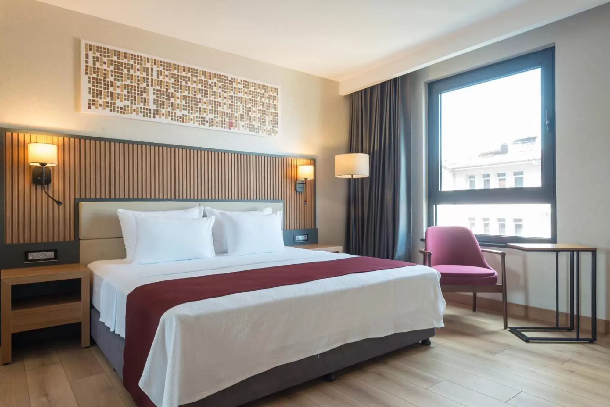 Bedroom, Bed in Ramada Plaza by Wyndham Ordu