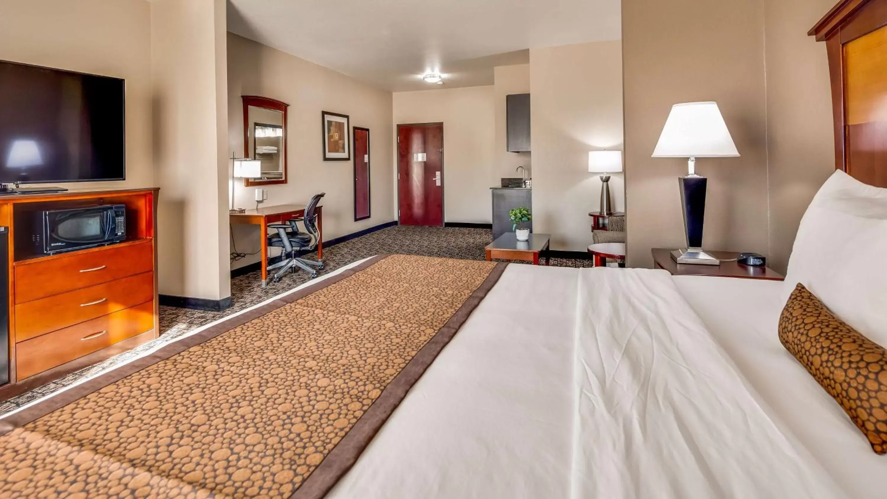 Photo of the whole room in Best Western Carthage Inn & Suites
