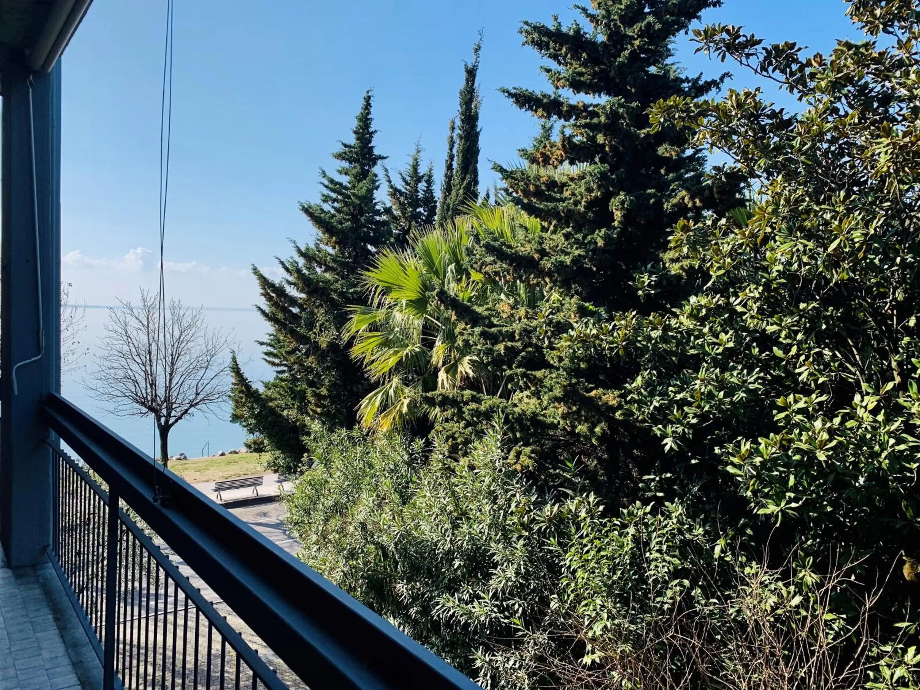 Balcony/Terrace in Front Lake Apartment Bardolino