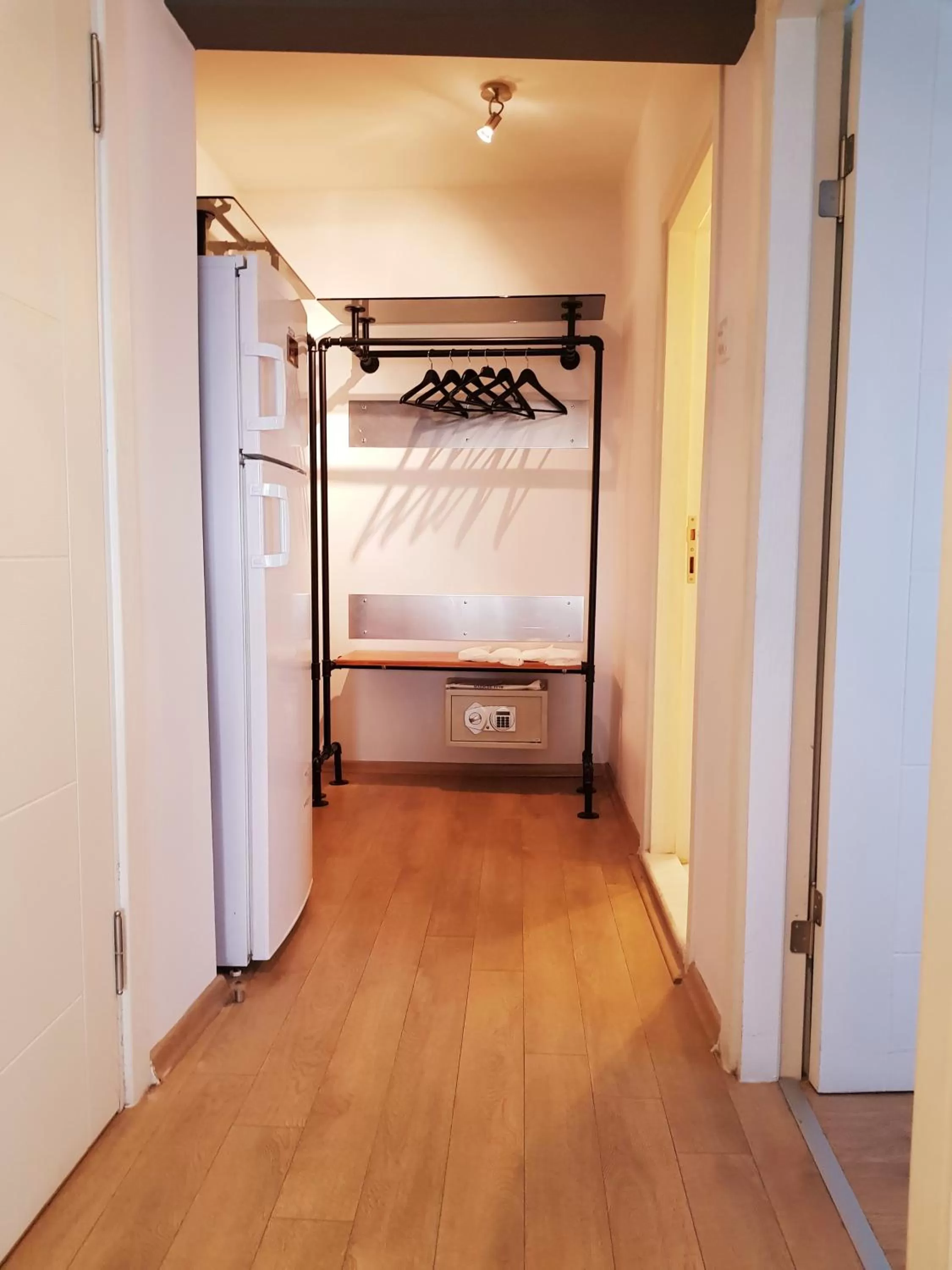 Coffee/tea facilities, Bed in Rumours Inn