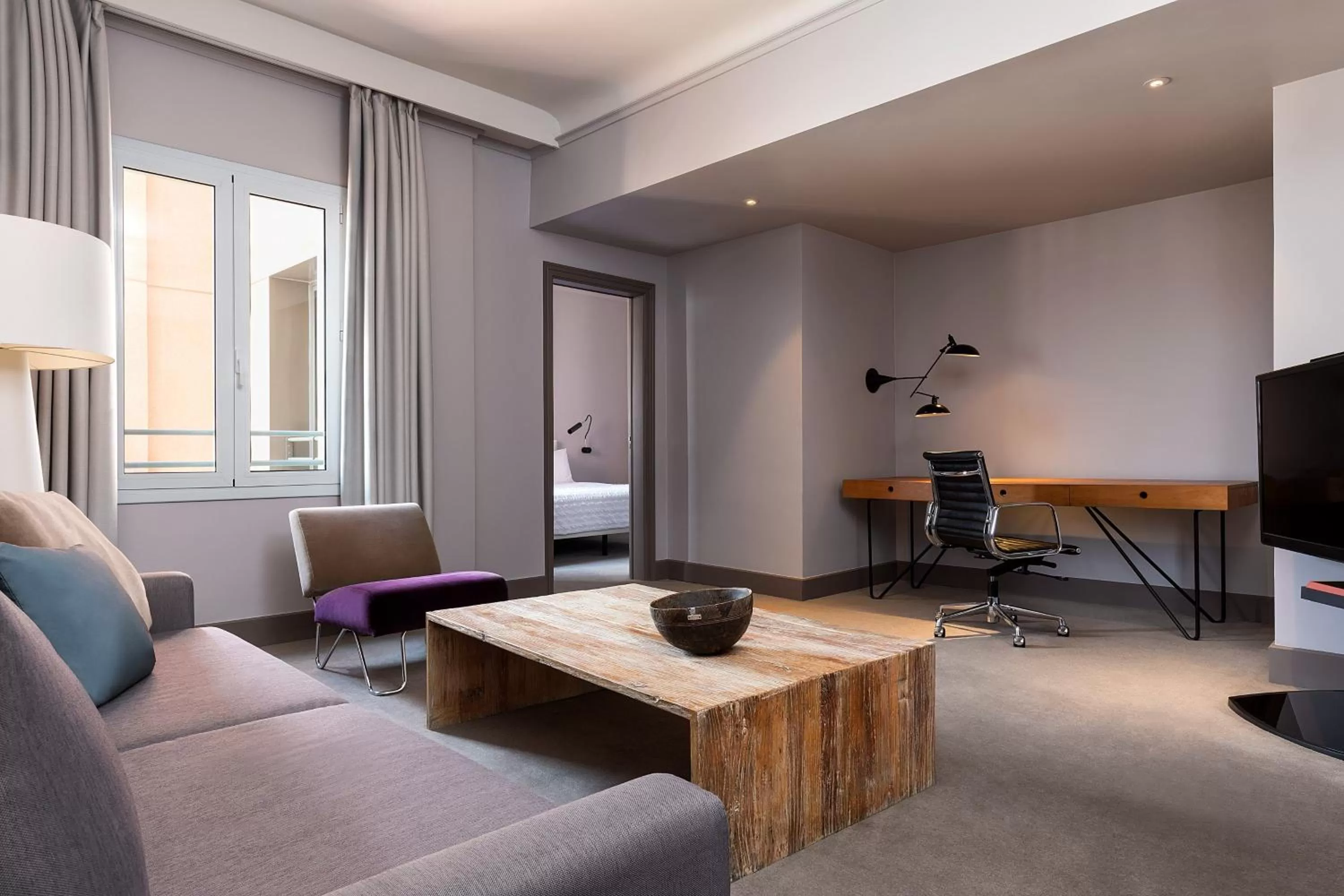 Photo of the whole room in Le Meridien Barcelona