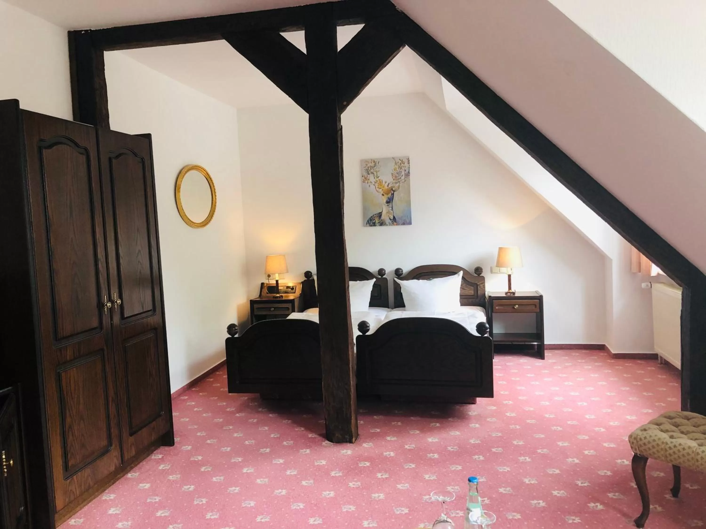 Bed in Landhotel Gutshof im Oertzetal in Oldendorf, Südheide