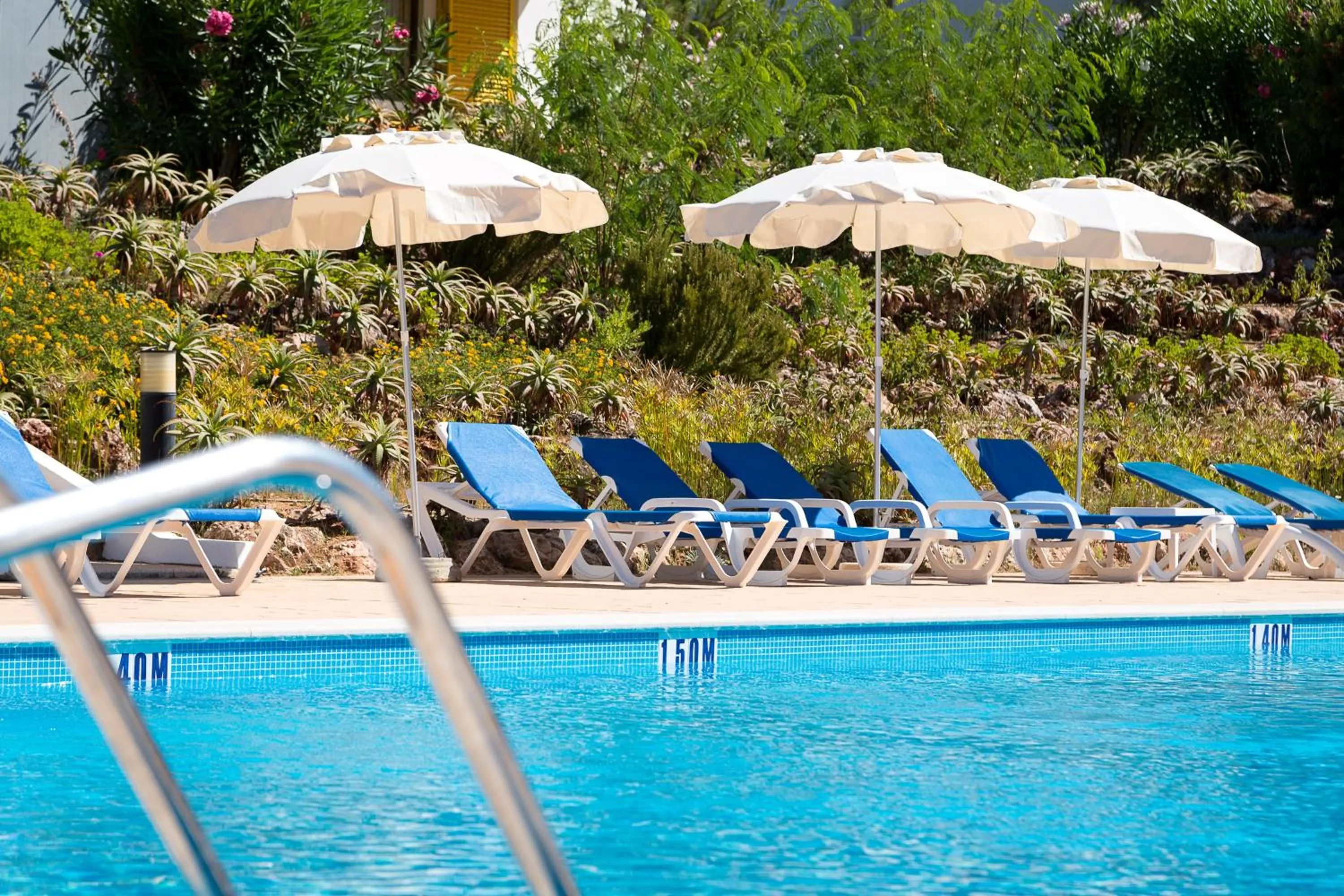 Swimming pool in Apartamentos Turisticos Pinhal Da Marina