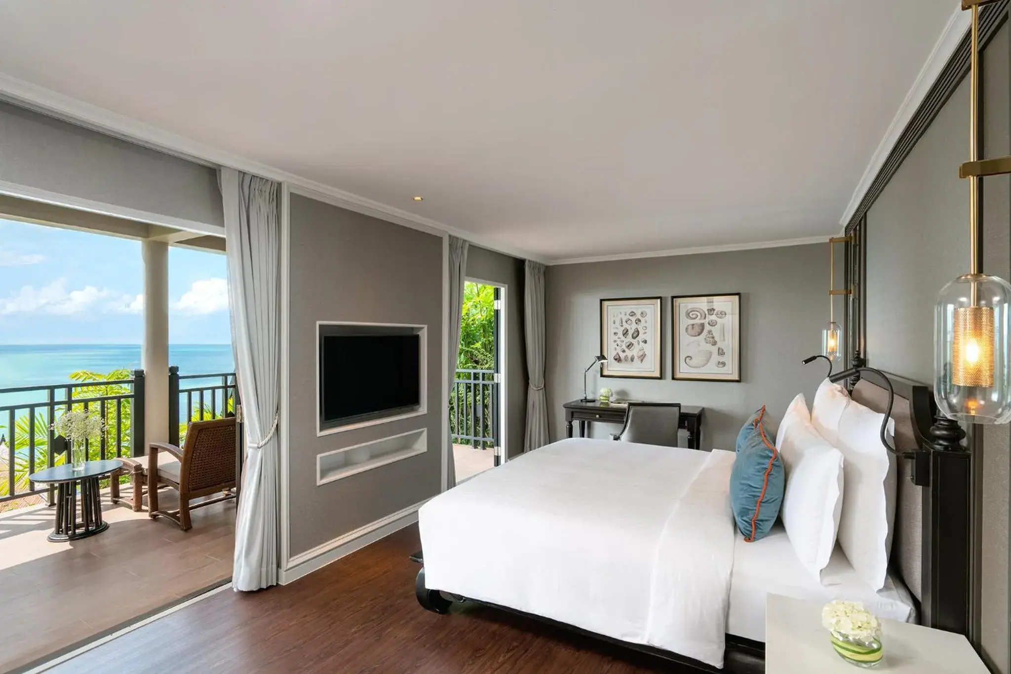 Bedroom in InterContinental Koh Samui Resort, an IHG Hotel