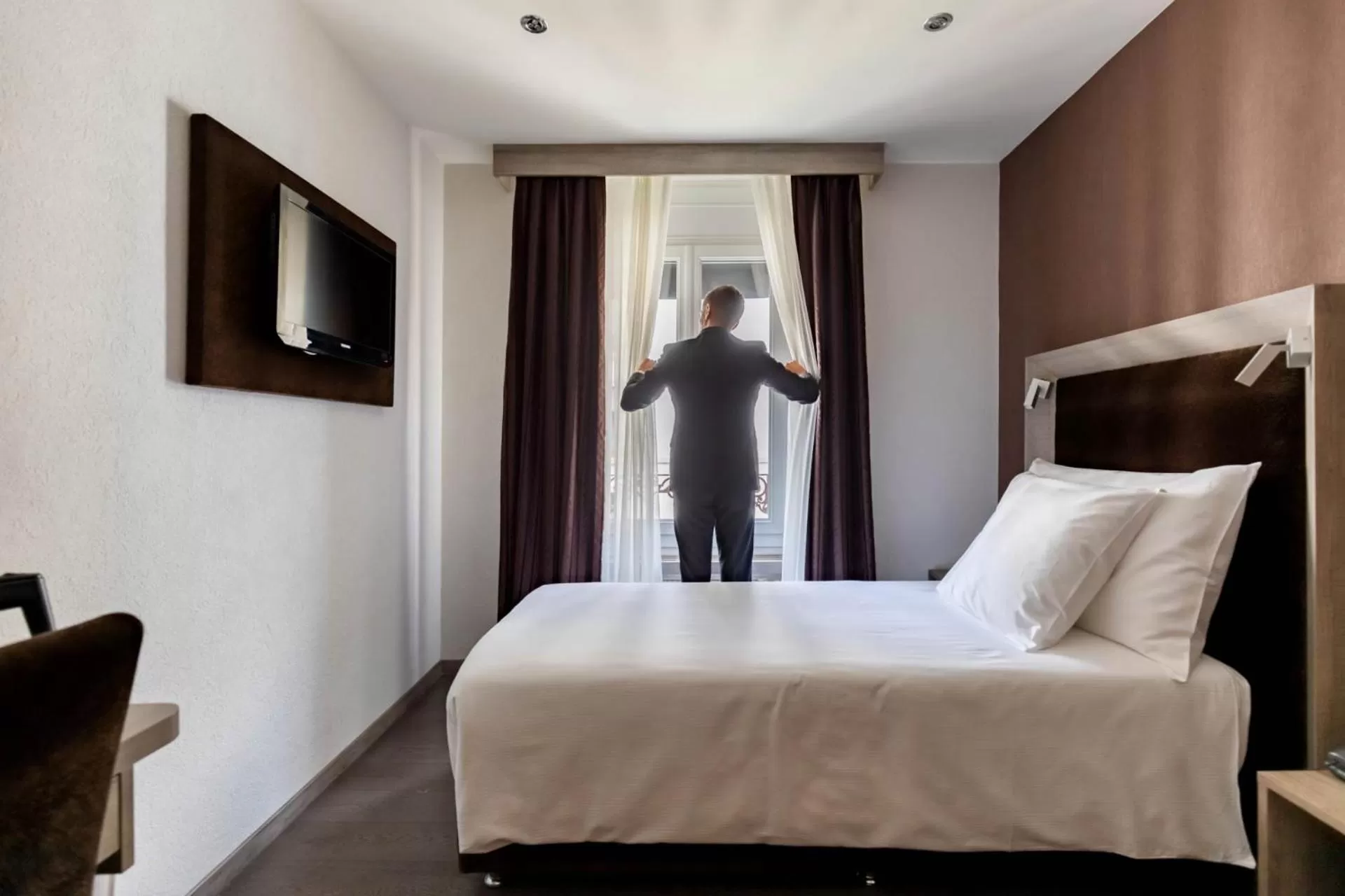 Photo of the whole room in Hotel Strasbourg