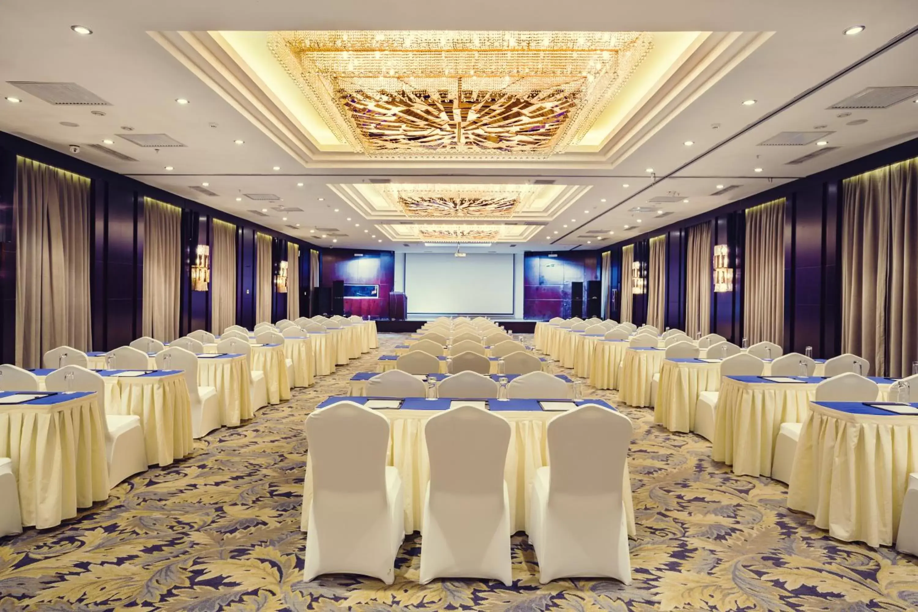 Banquet/Function facilities in Best Western Premier Tuushin Hotel