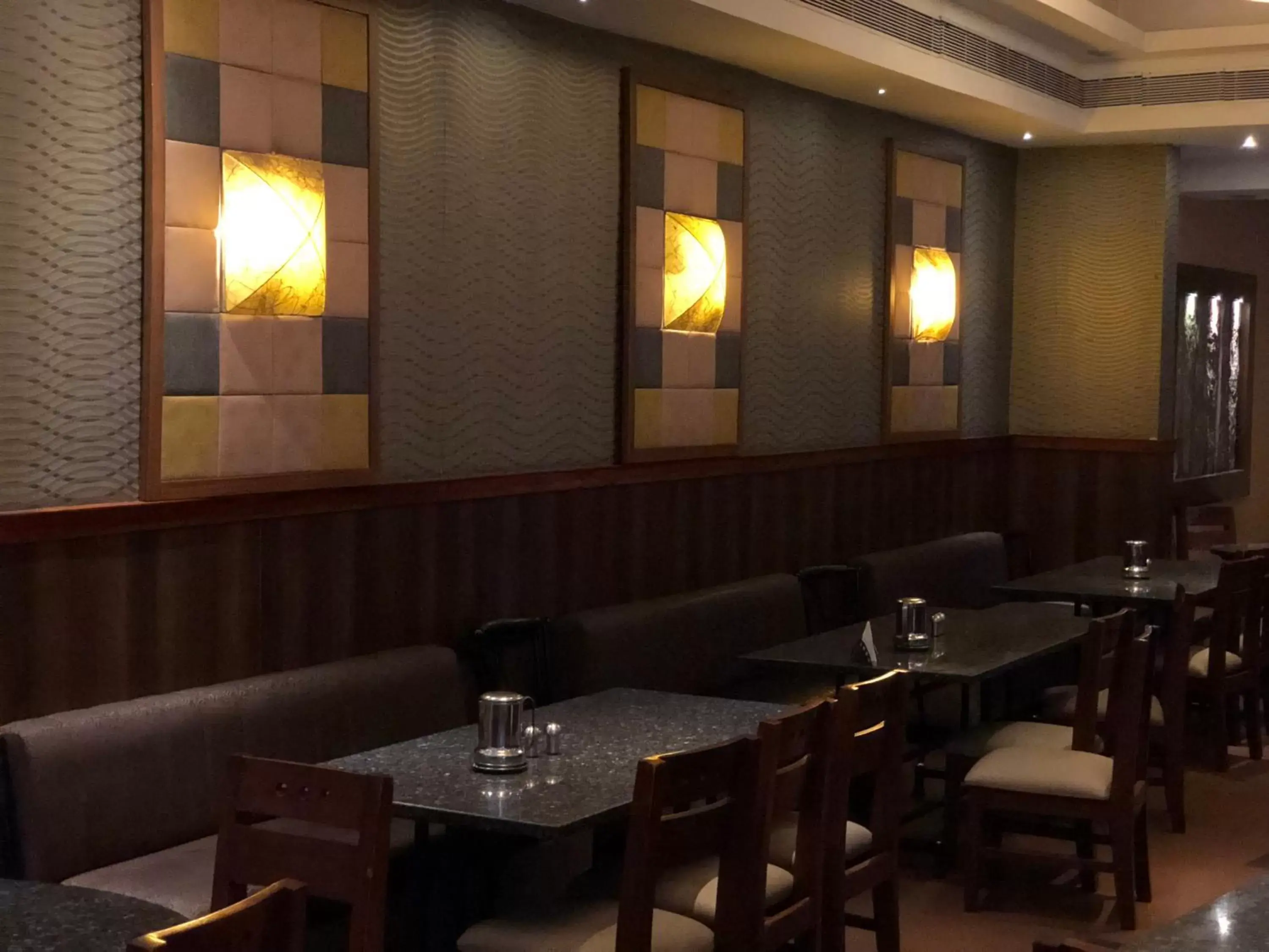 Restaurant/places to eat in Maya Residency Restaurant/places to eat in Maya Residency