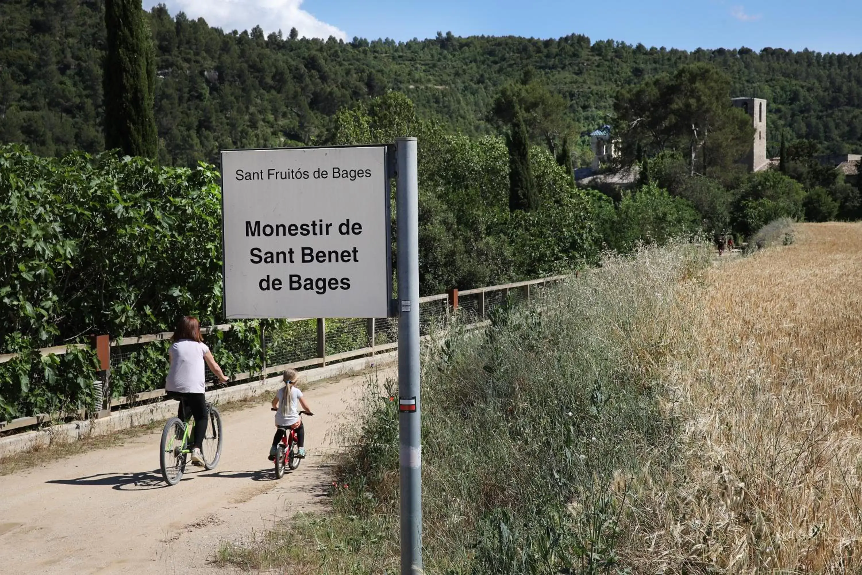 Cycling in Hotel Món Sant Benet