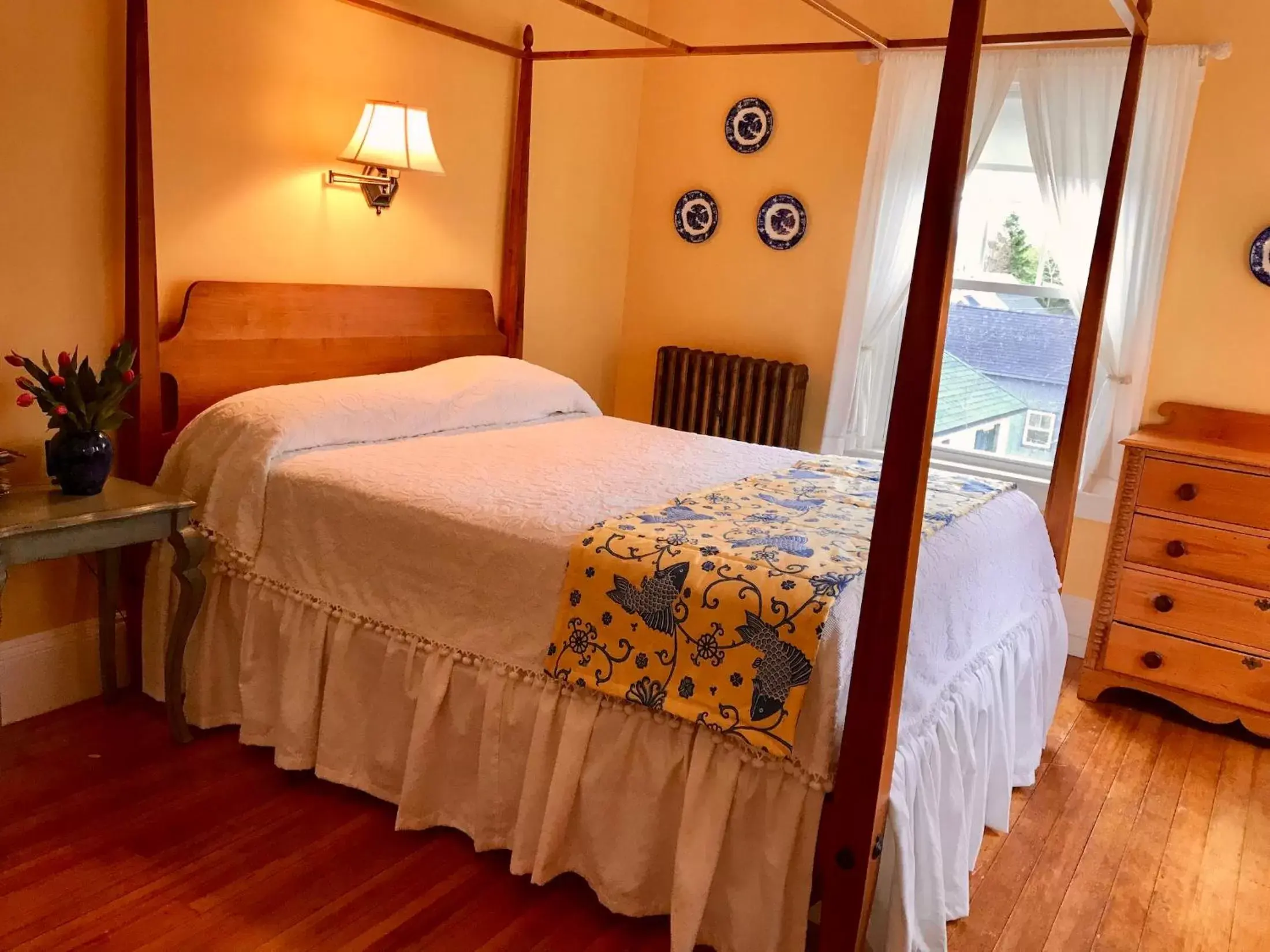 Double Room in The Belmont Inn Double Room in The Belmont Inn