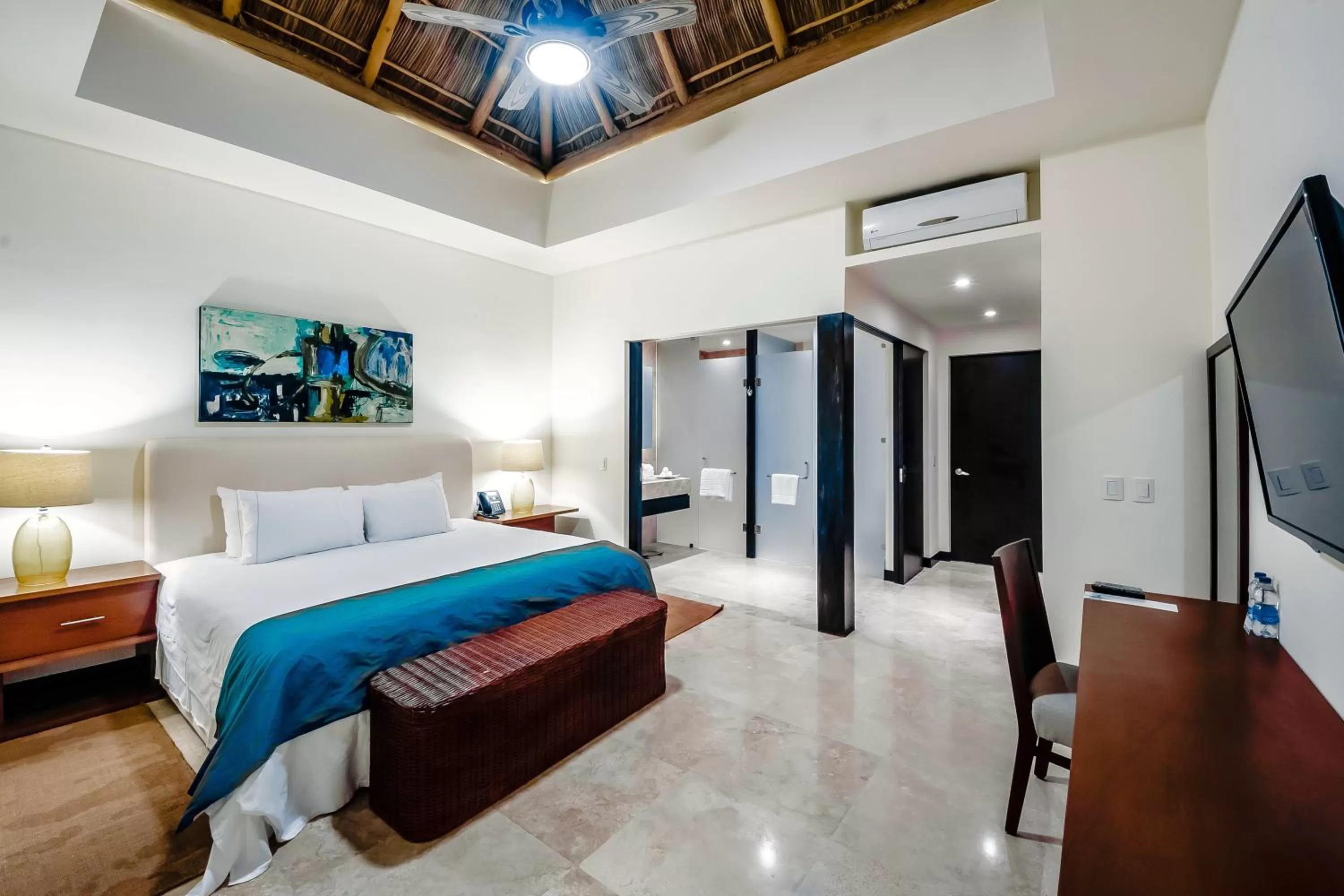 Bed in Grand Matlali Suites & Villas Riviera Nayarit
