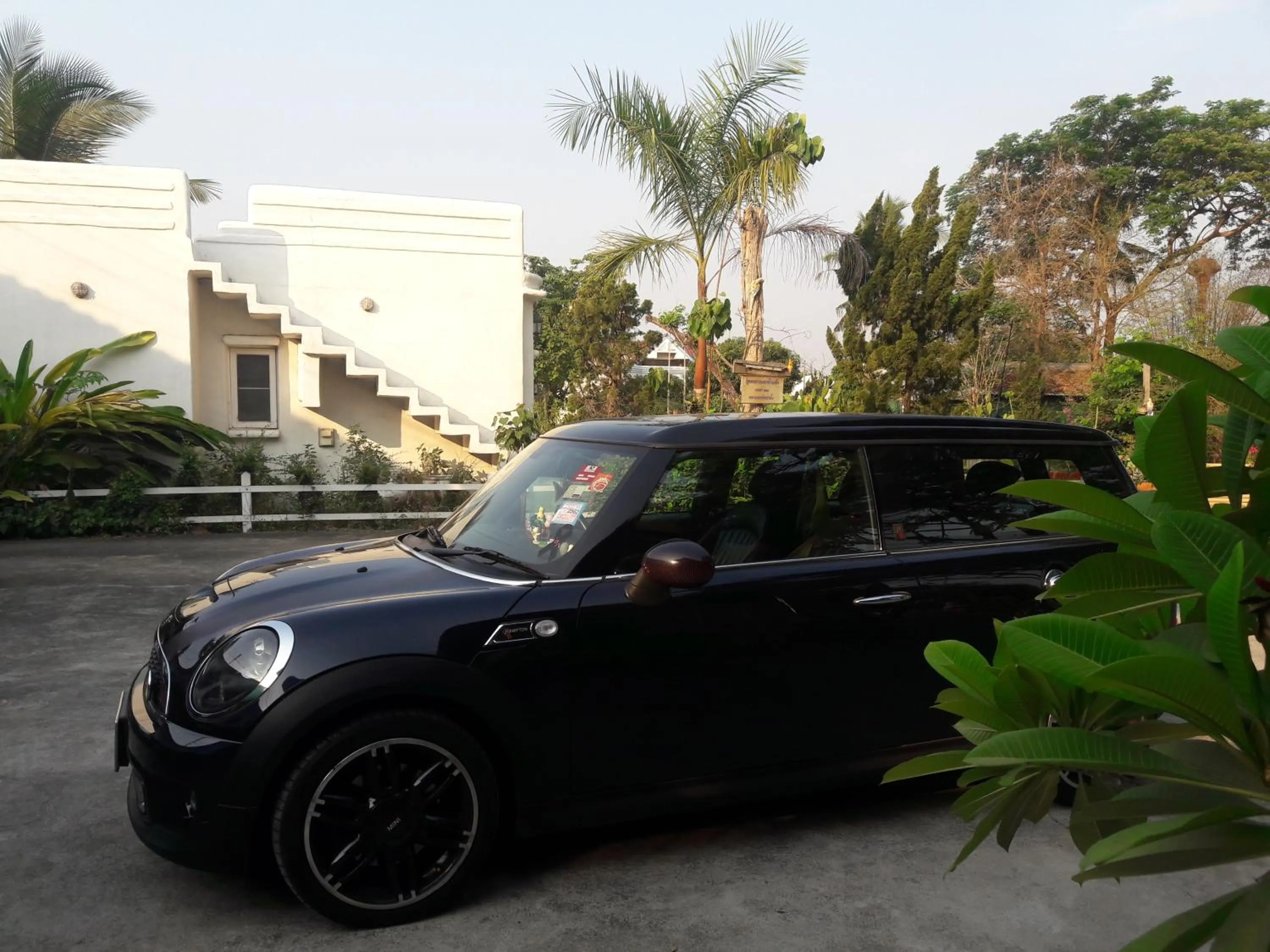 Scenic Riverside Resort