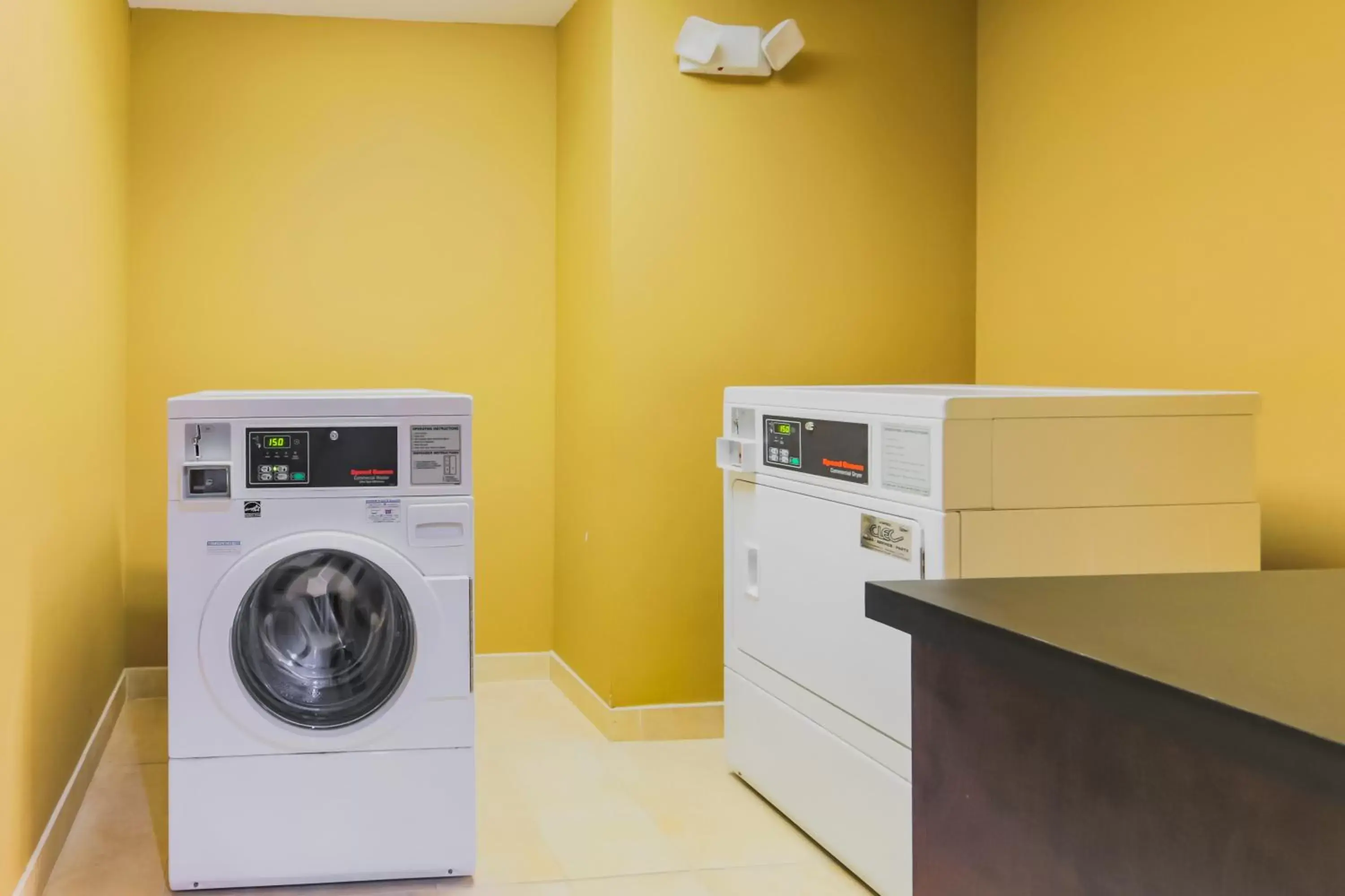 Other, Kitchen/Kitchenette in Holiday Inn Mobile Airport, an IHG Hotel