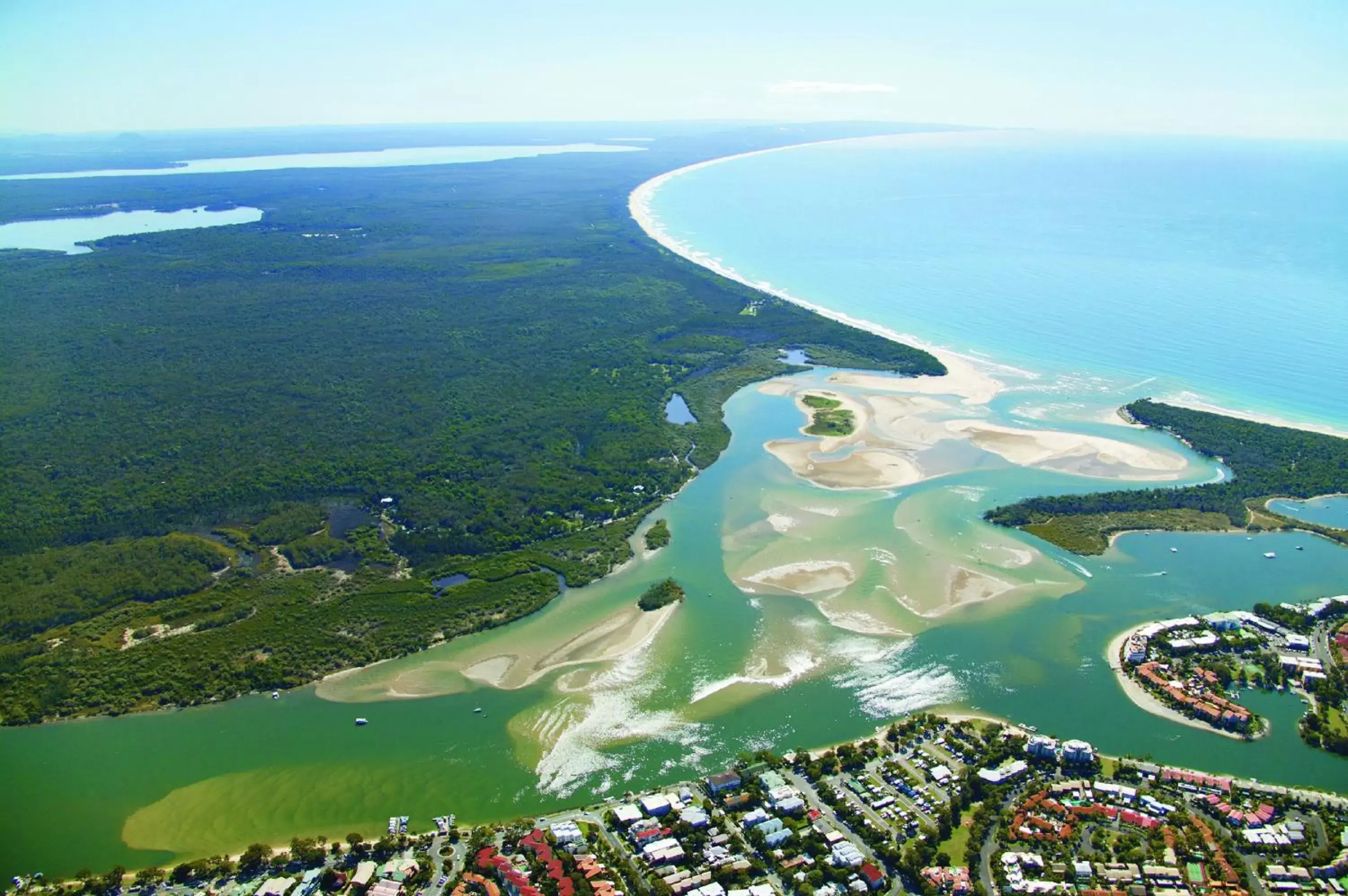 Bird's eye view, Bird's-eye View in Coral Beach Noosa Resort