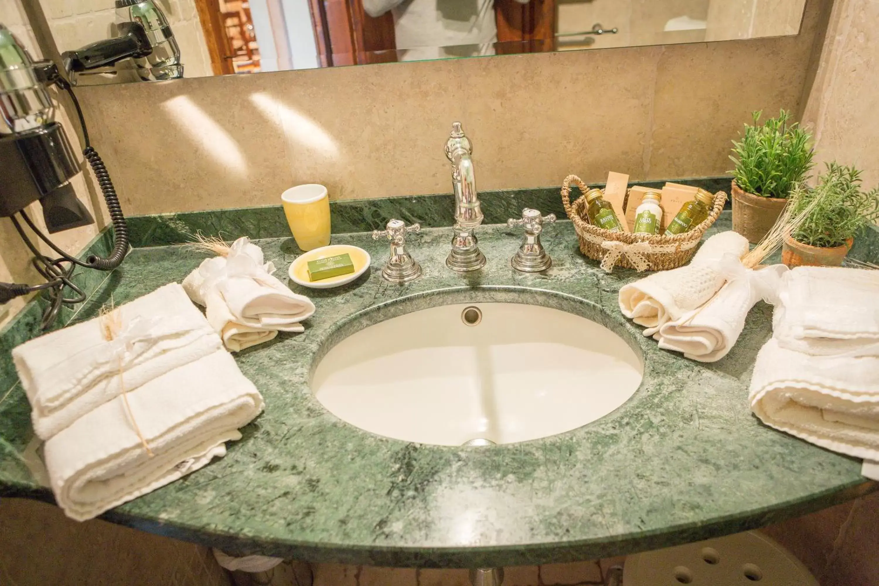 Bathroom in PALAZZO DEL CAPITANO Wellness & Relais - Luxury Borgo Capitano Collection