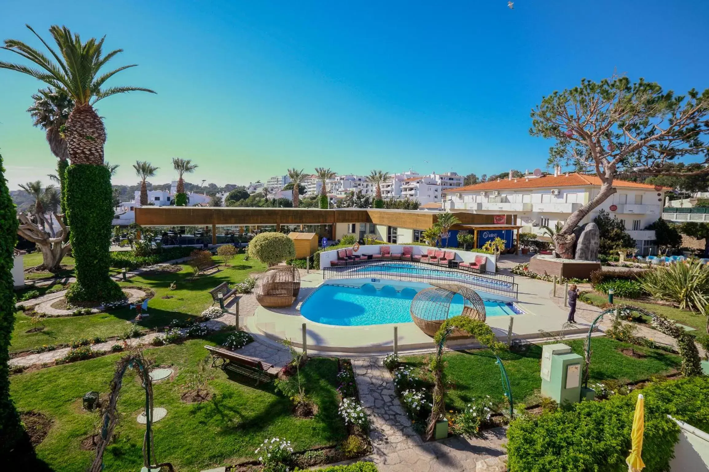 Swimming pool, Pool View in Muthu Clube Praia da Oura