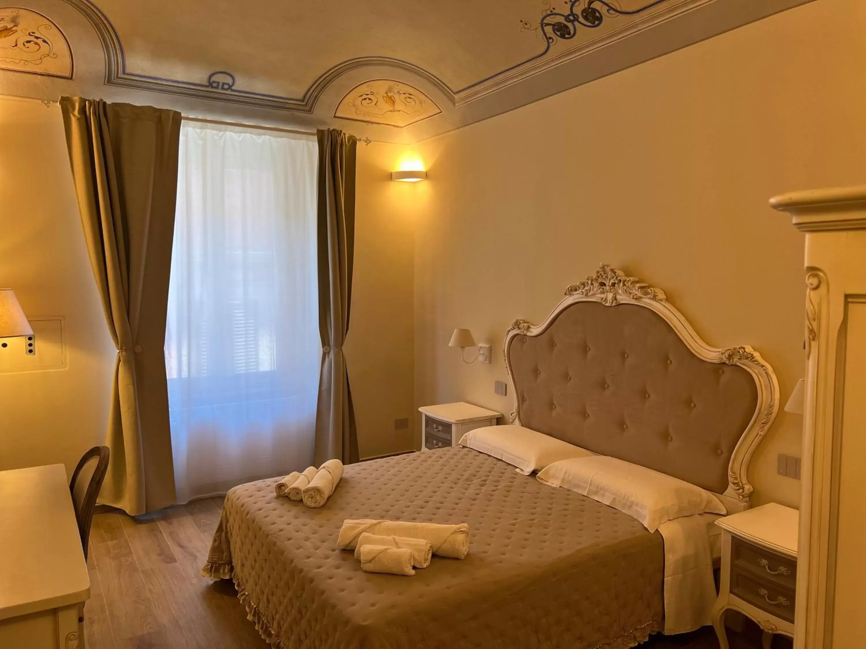 Photo of the whole room, Bed in La Perla del Borgo B&B