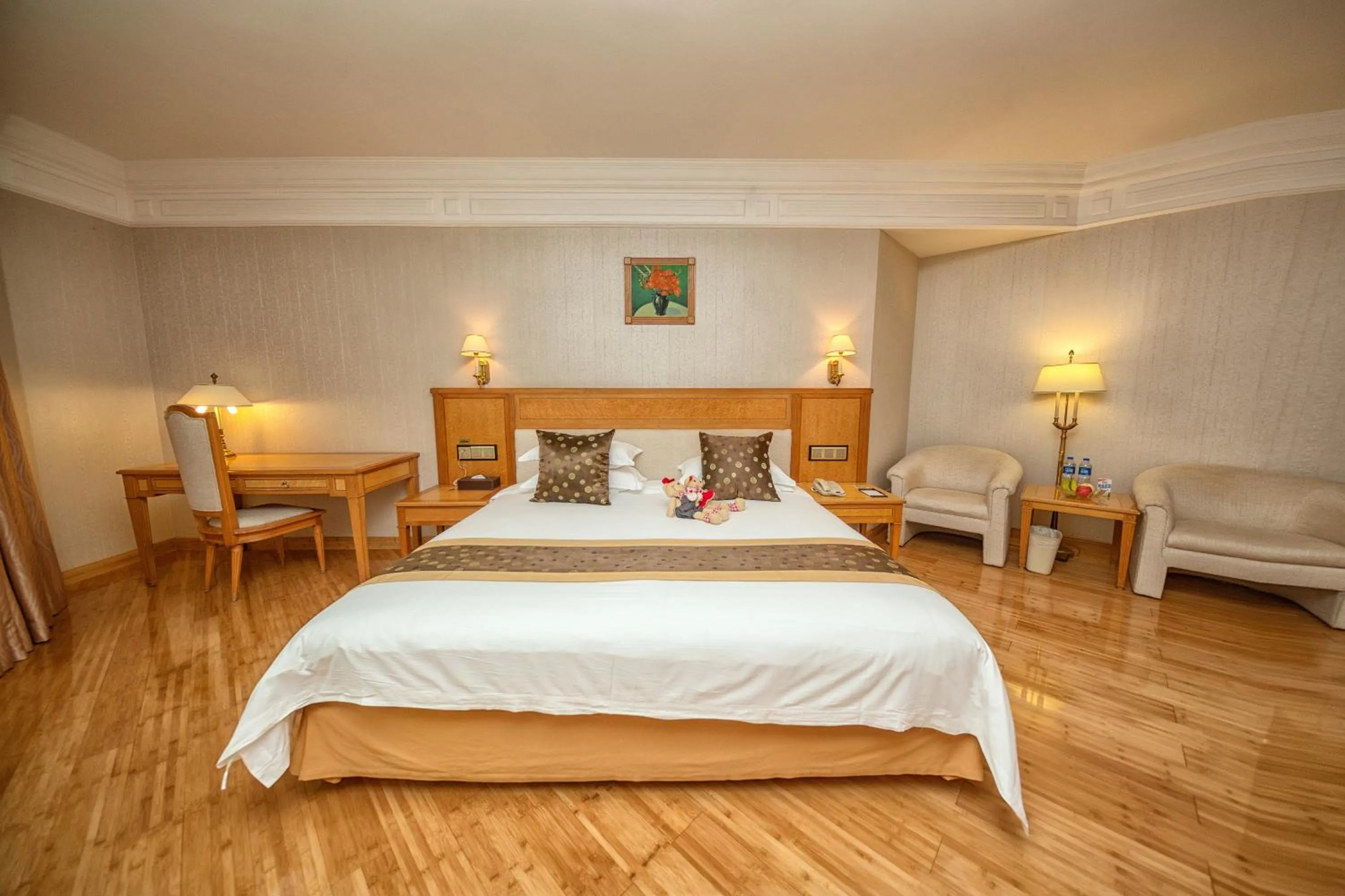 Bedroom, Bed in Hotel Silverland