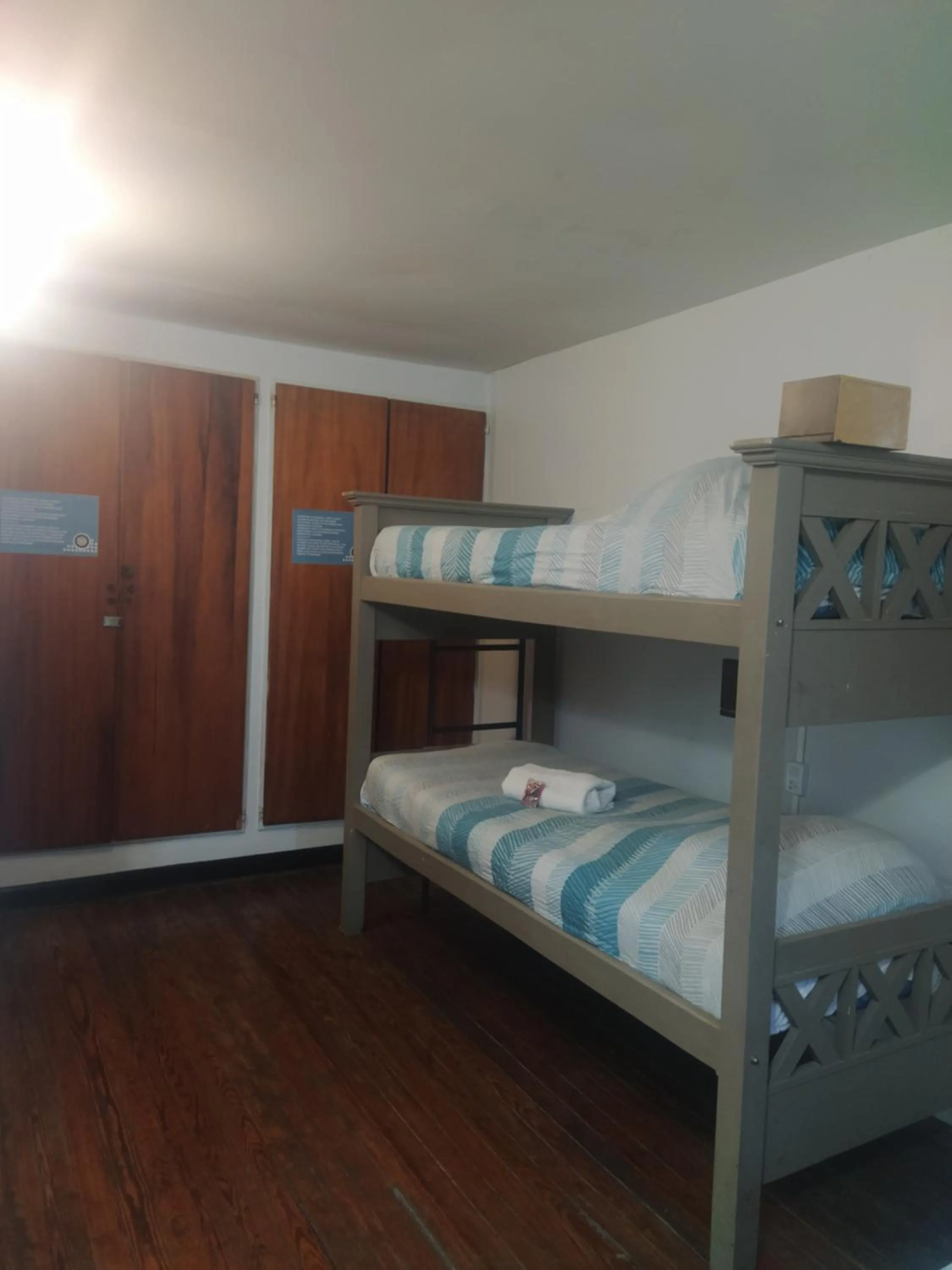 Photo of the whole room, Bed in Play Hostel Arcos