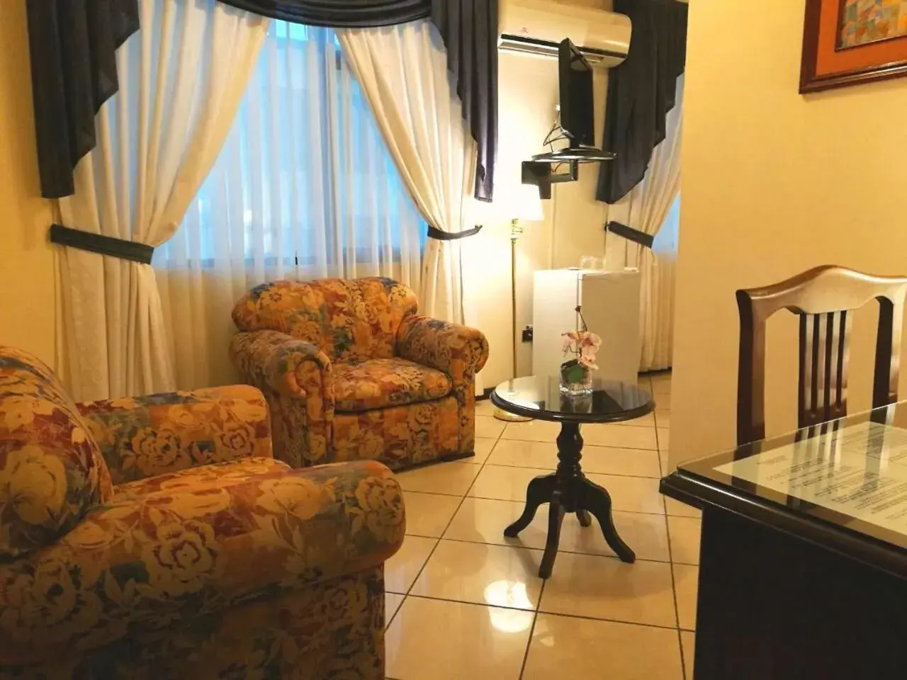 Living room in Hotel Continental Park Living room in Hotel Continental Park