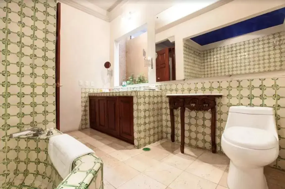 Bathroom in Orchidelirium Casa Hotel & Salud Estética