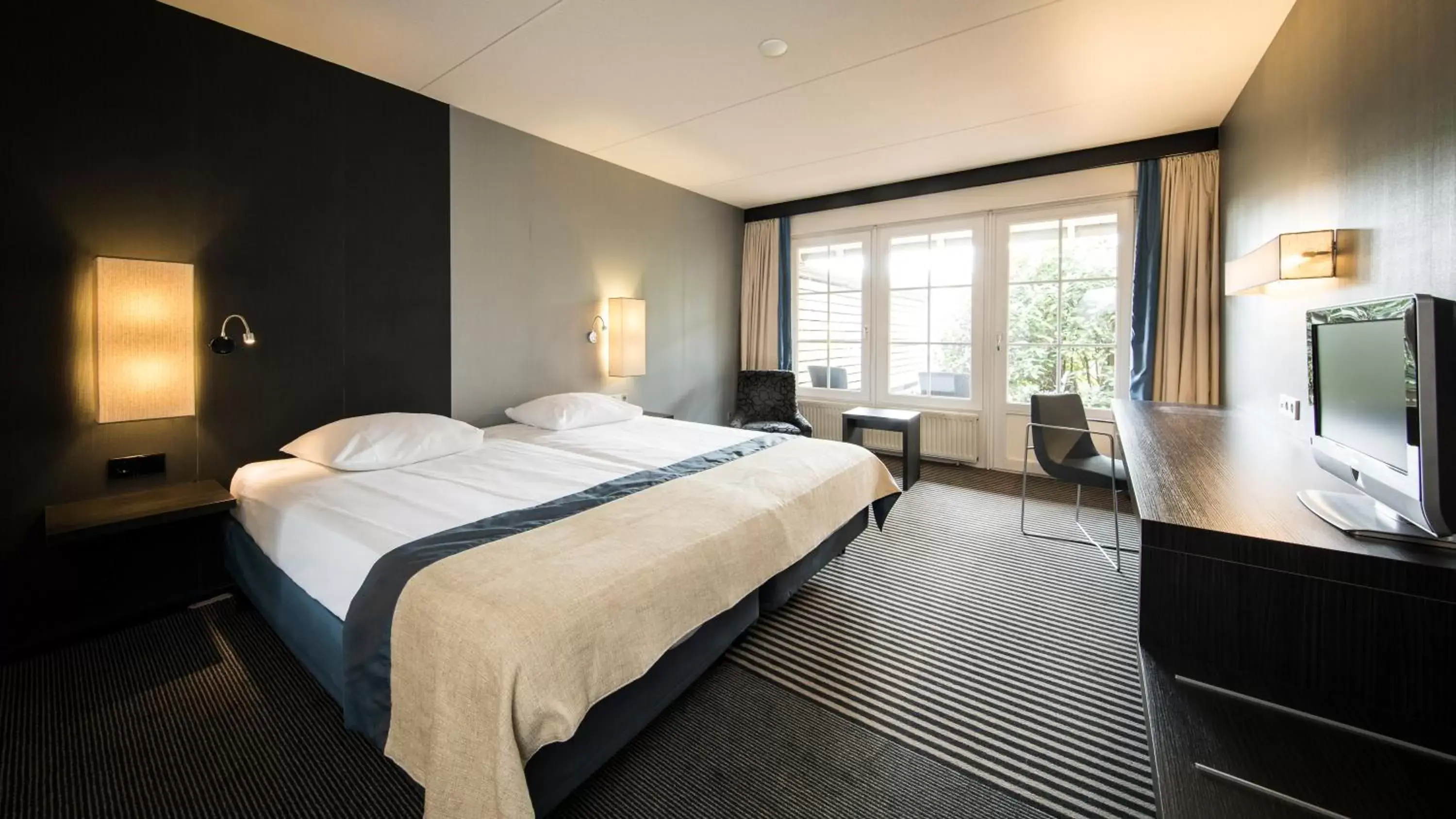 Bed in Fletcher Hotel-Restaurant De Broeierd-Enschede