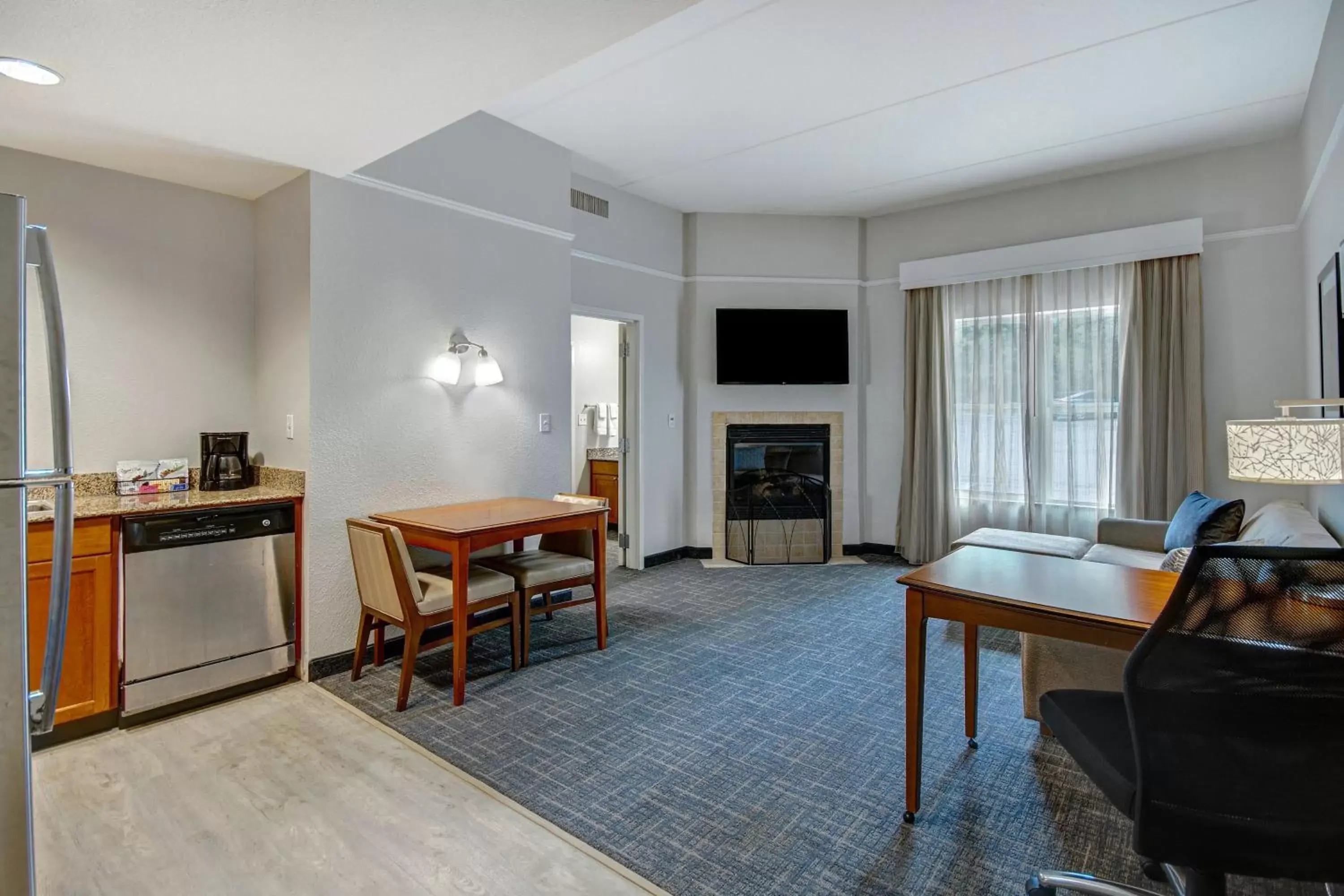 Bedroom, Seating Area in Residence Inn by Marriott Morgantown Medical Center Area