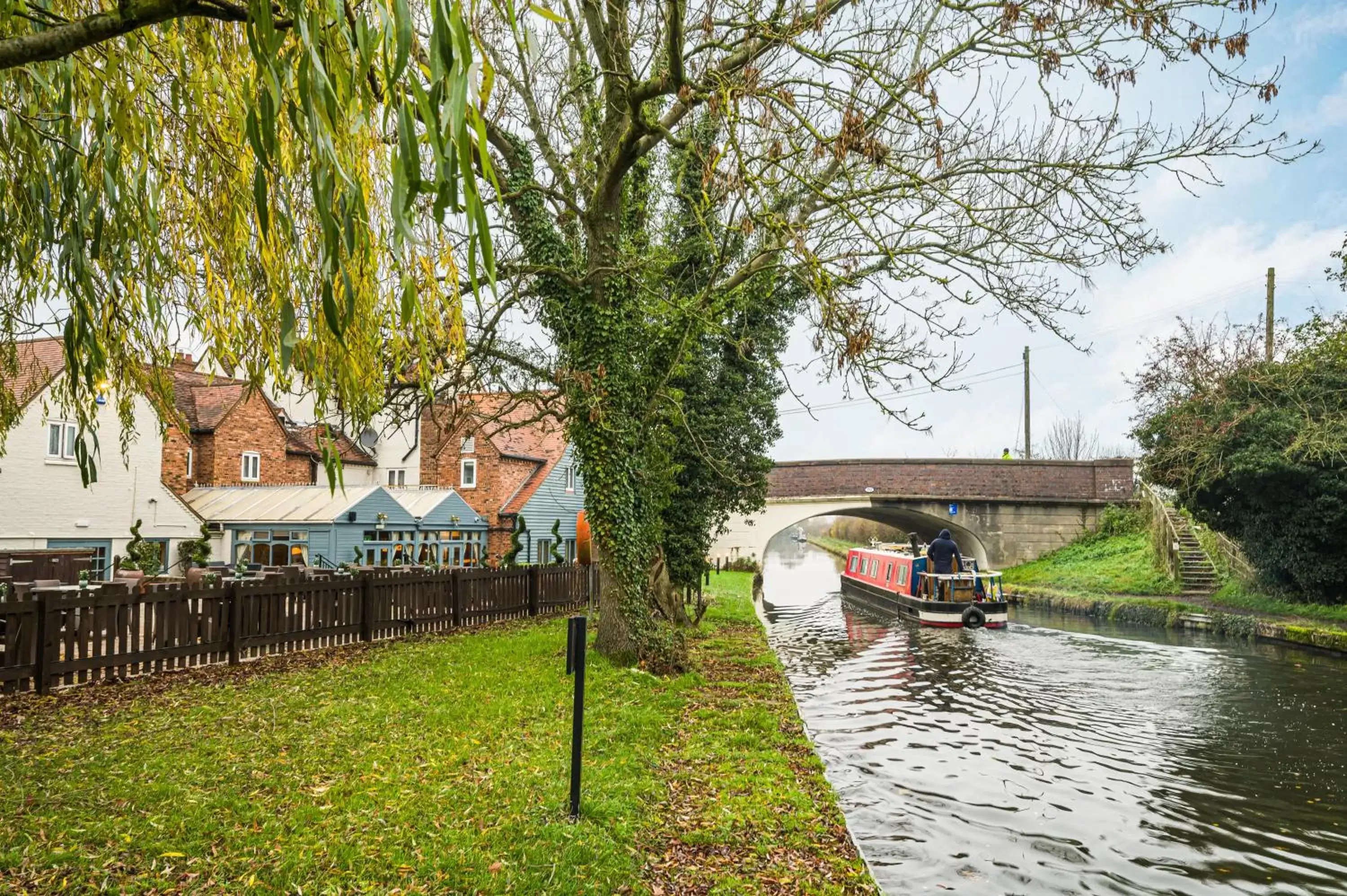 Garden view in The King's Arms by Innkeeper's Collection