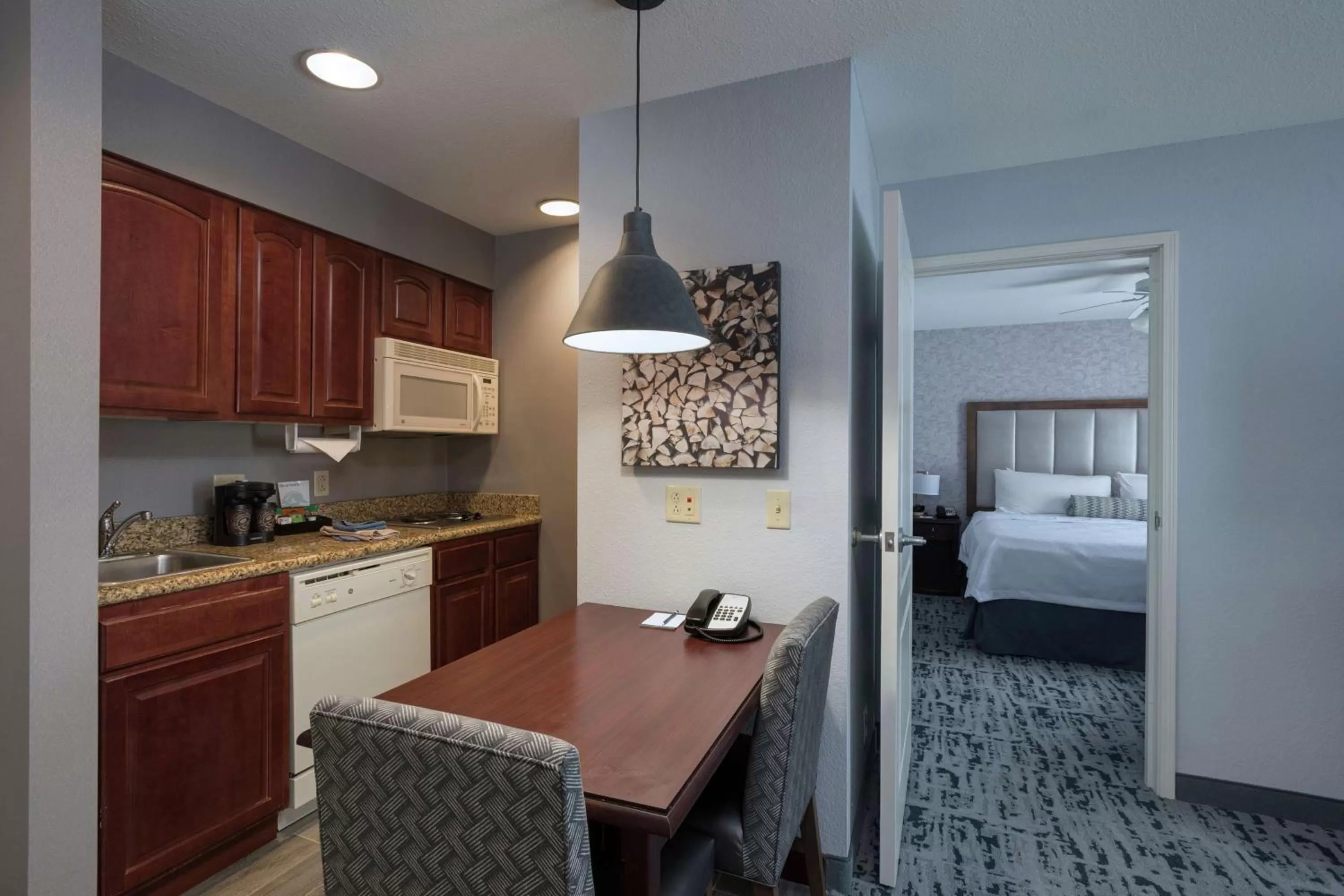 Kitchen or kitchenette, Bed in Homewood Suites by Hilton Fort Collins