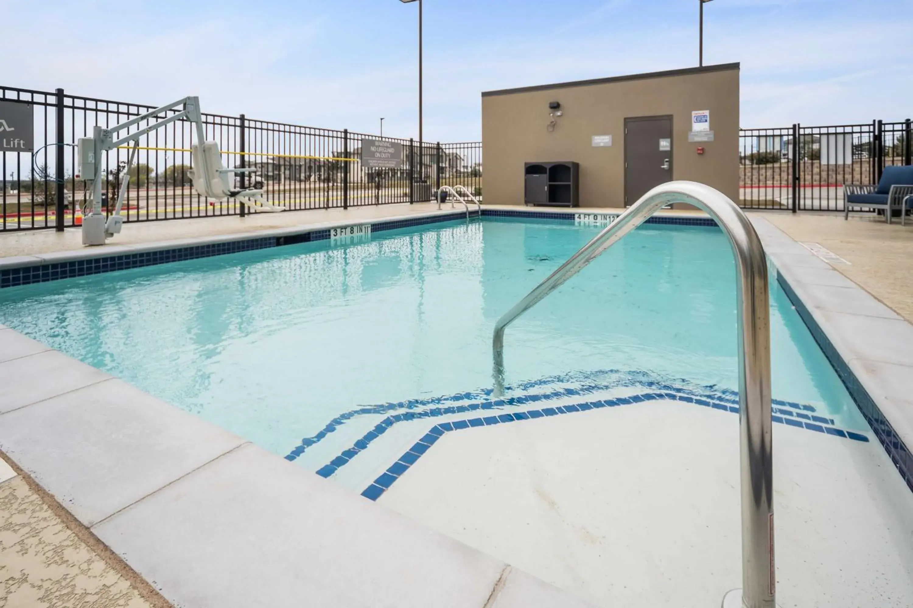 On site, Swimming Pool in Best Western Plus Executive Residency Austin