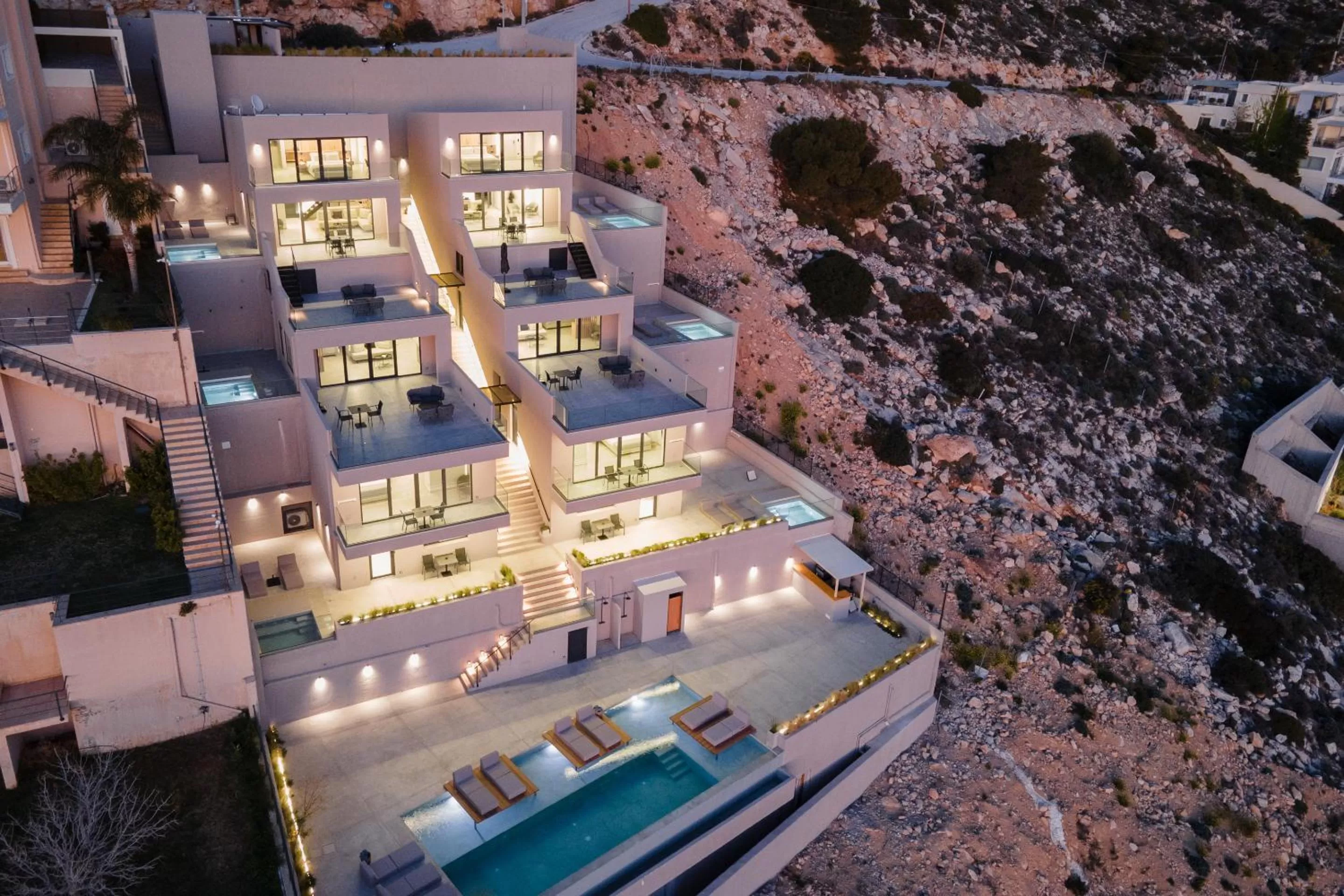 Property building in Saronida Hills