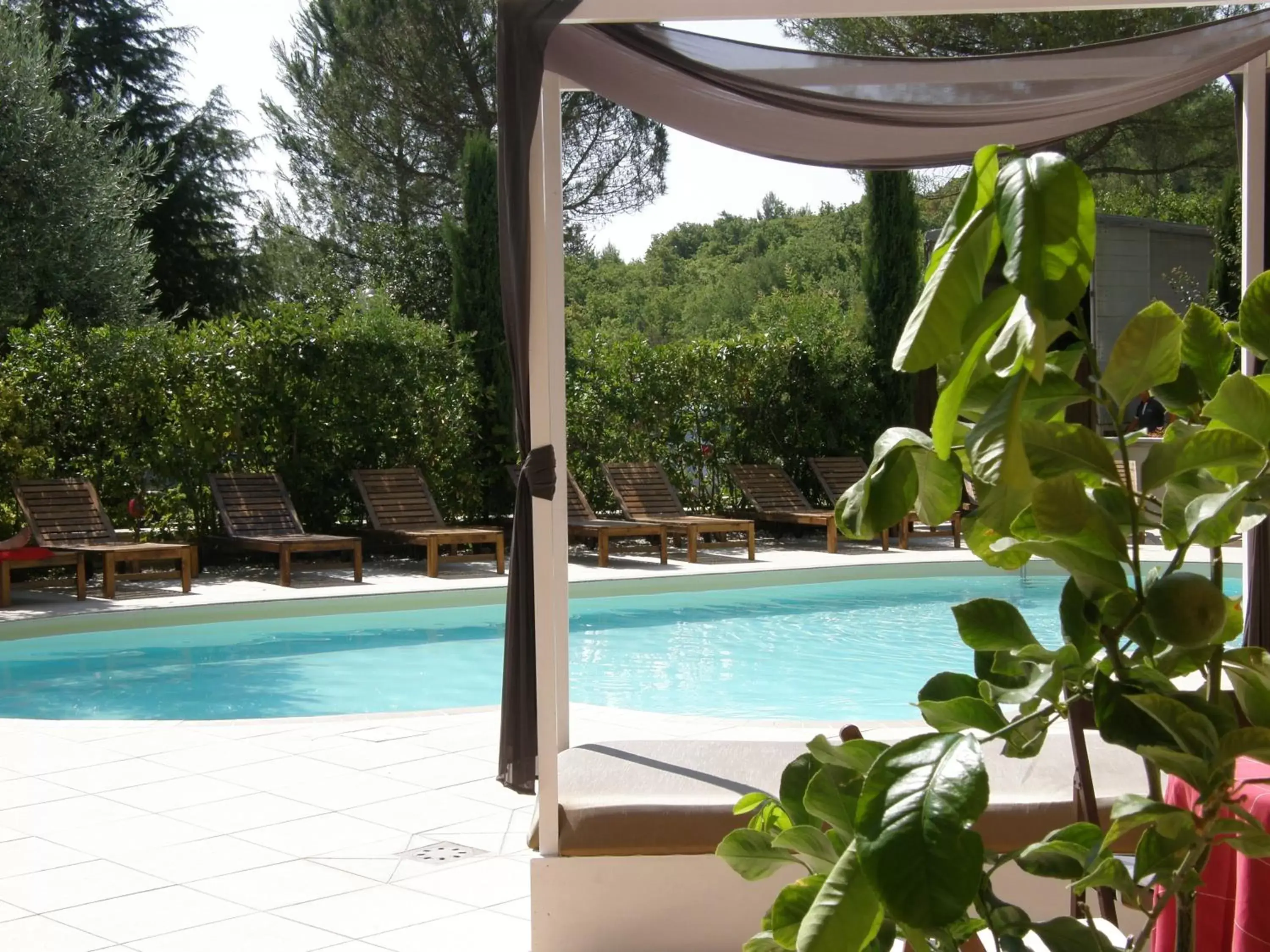 Swimming Pool in El Patio Hotel