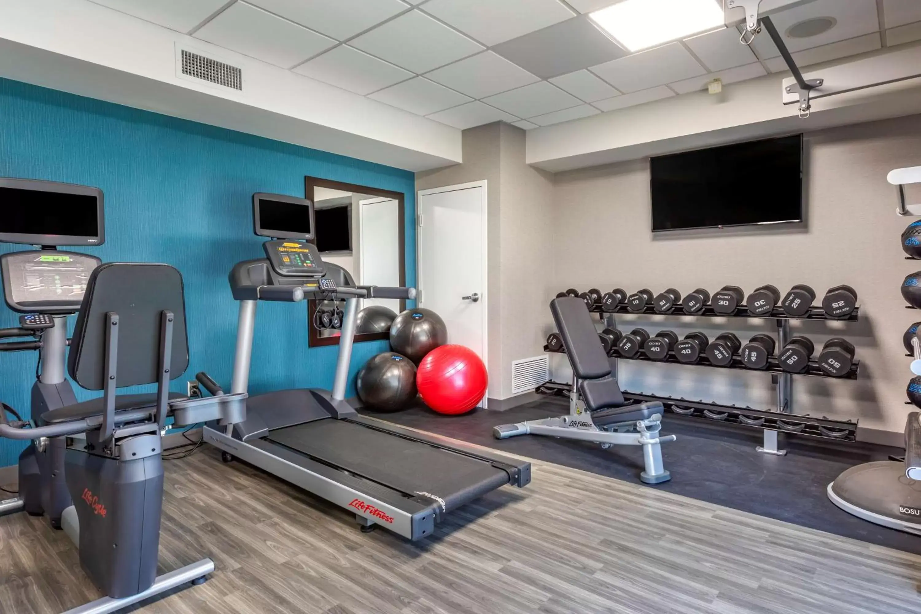 Fitness centre/facilities, Fitness Center/Facilities in Hampton Inn Carlsbad North San Diego County