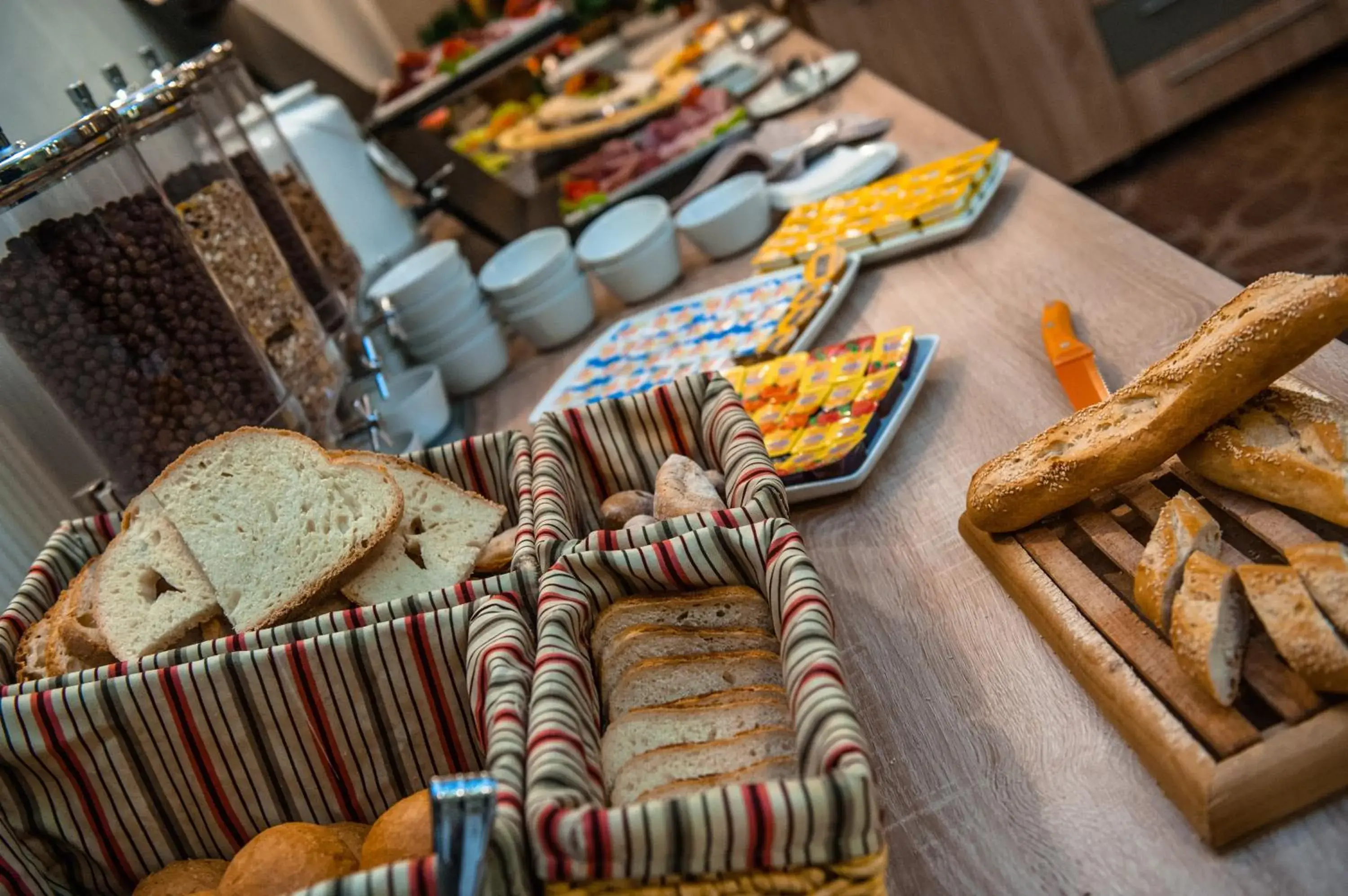 Buffet breakfast, Food in Hotel Parc Sibiu