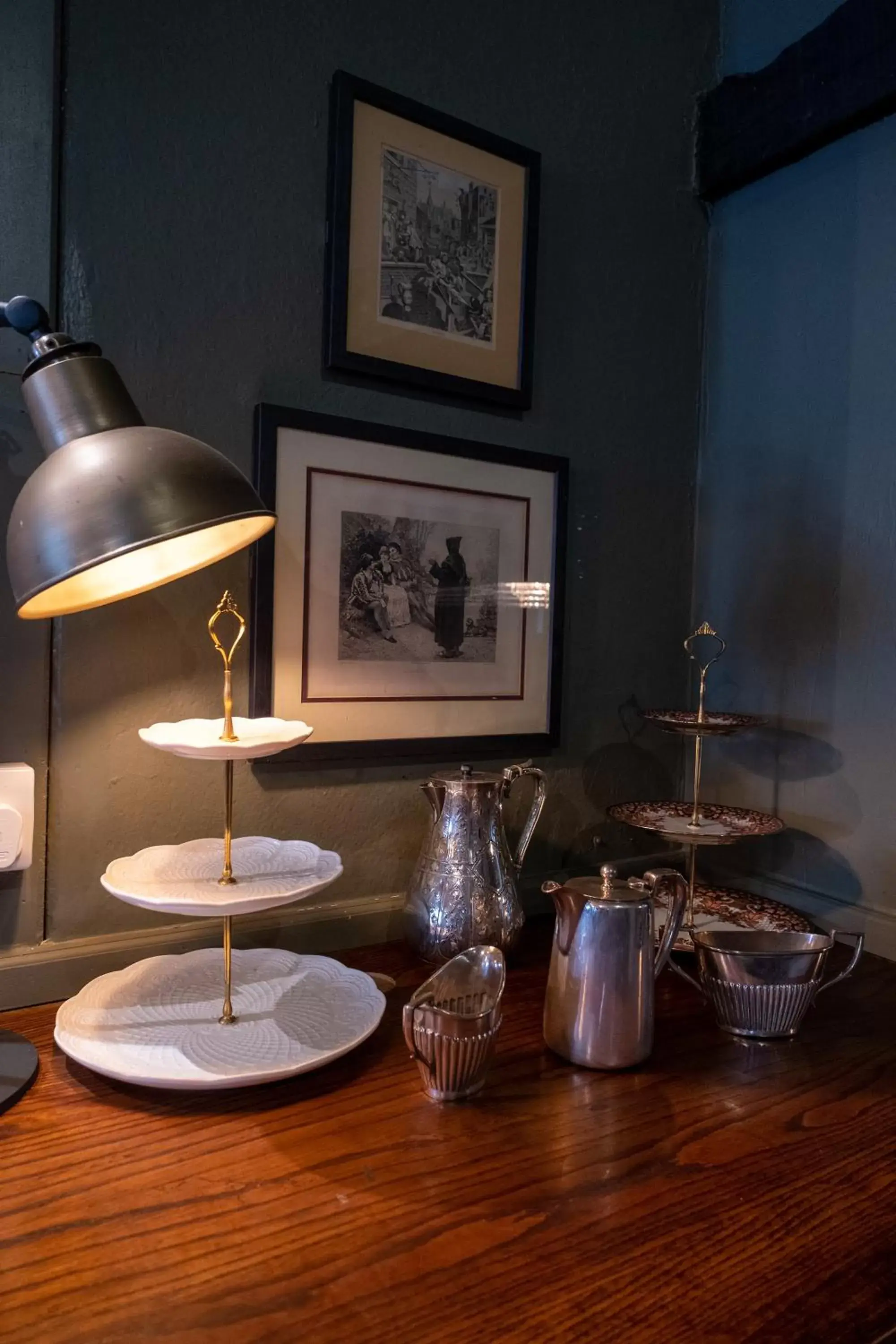 Dining area, Kitchen/Kitchenette in Kings Arms