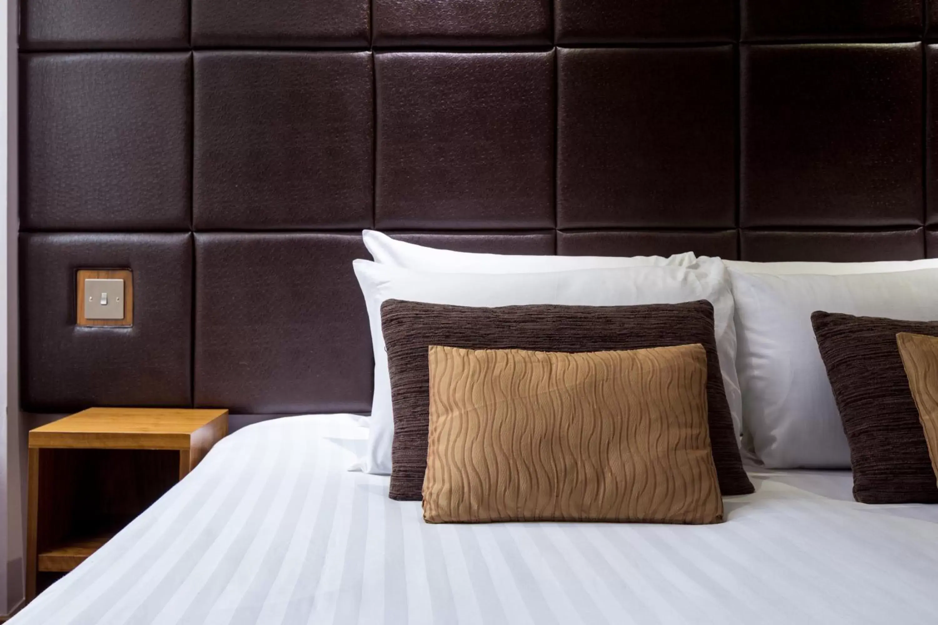 Bedroom, Bed in Roomzzz Leeds City Bedroom, Bed in Roomzzz Leeds City