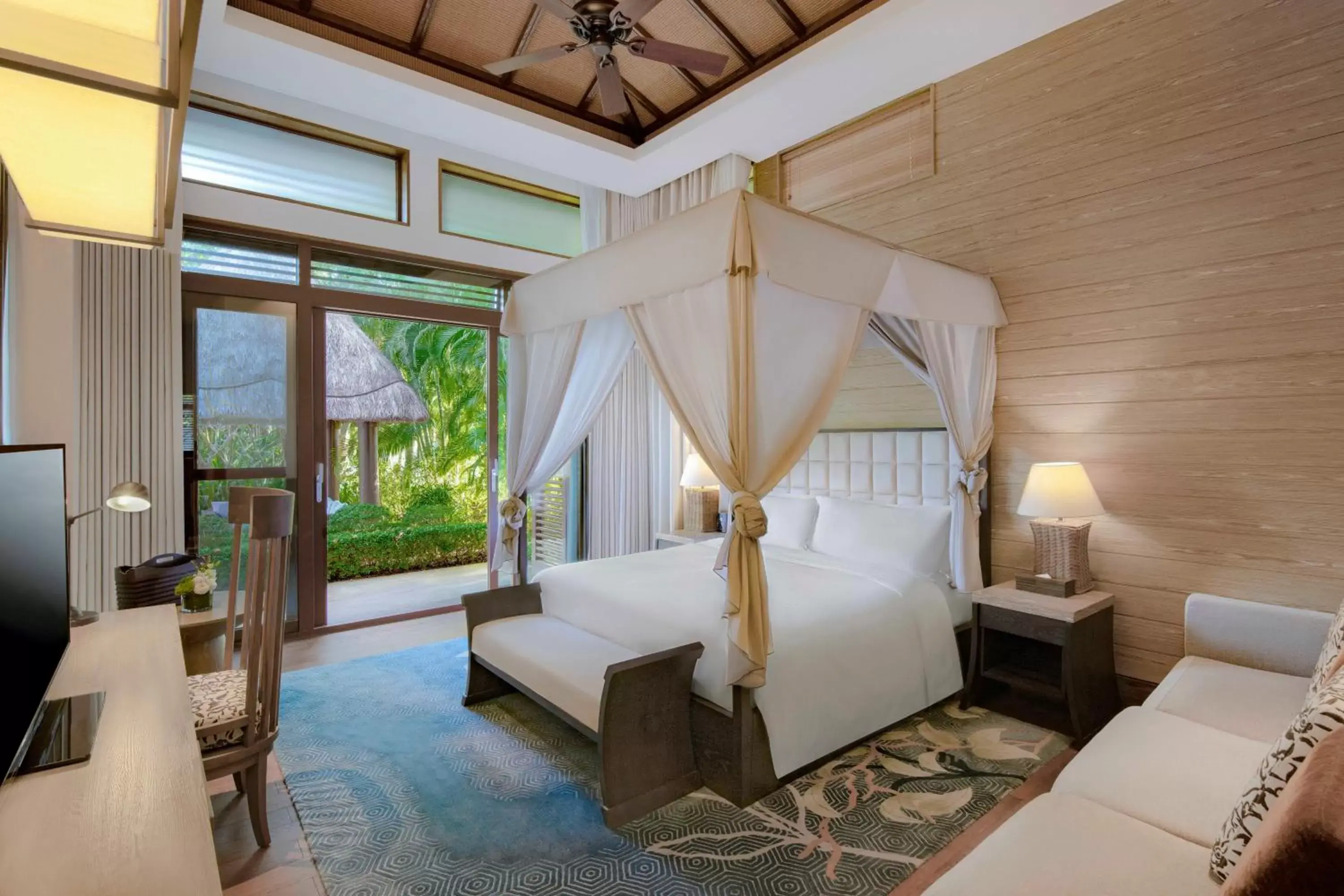 Photo of the whole room, Bed in InterContinental Sanya Haitang Bay Resort, an IHG Hotel