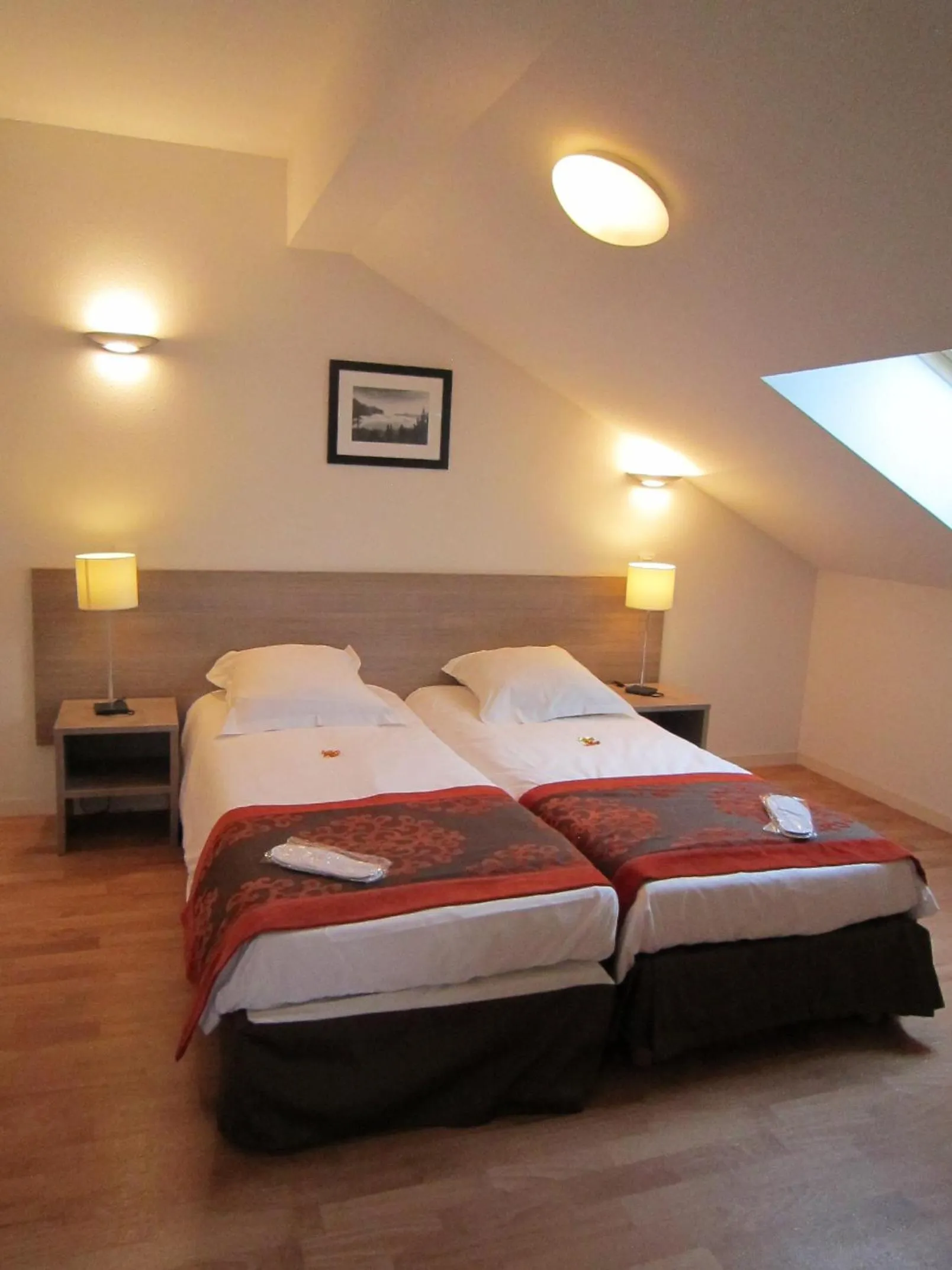 Bed in Residhome Genève Prévessin Le Carré d'Or