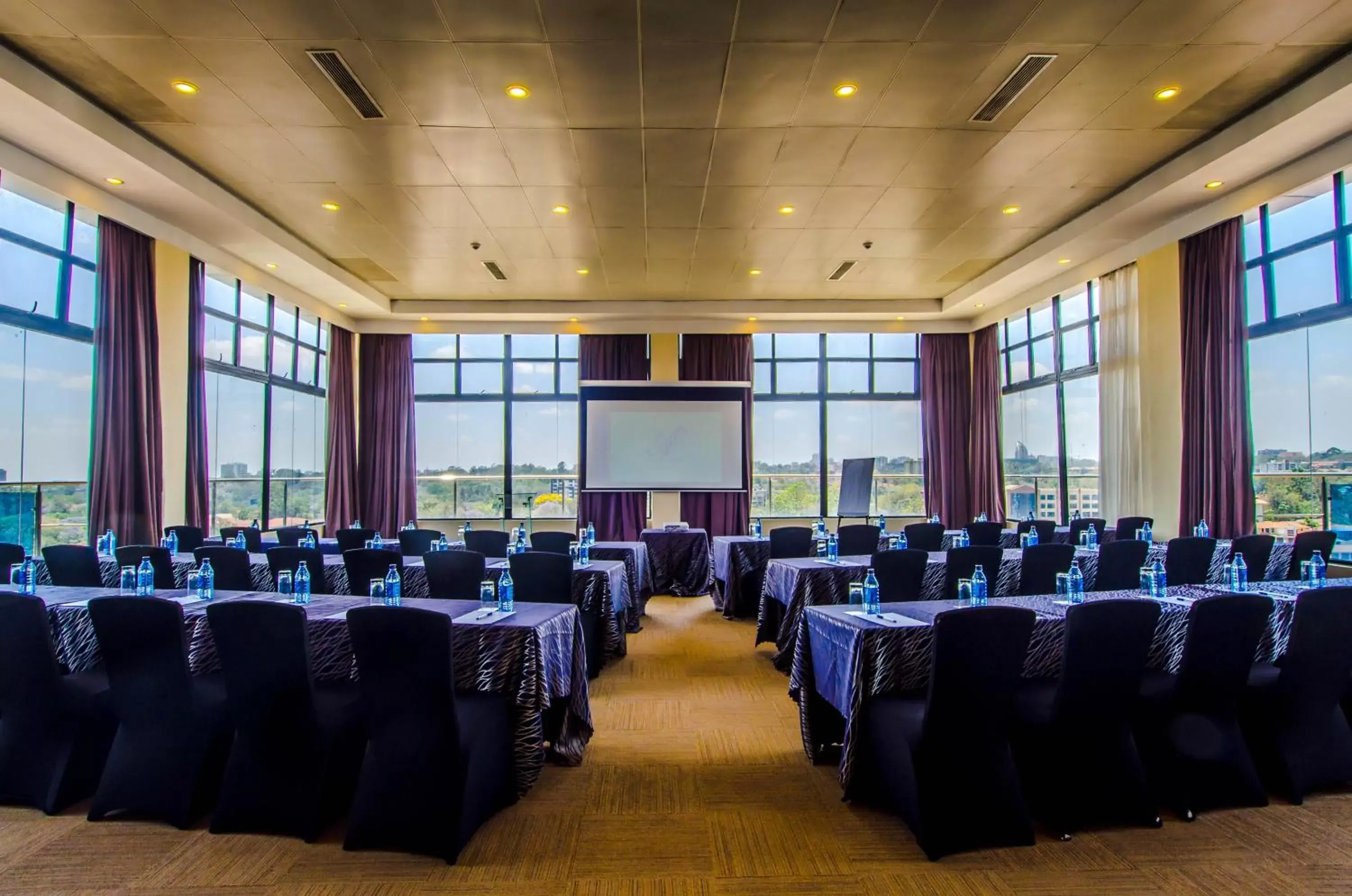 Banquet/Function facilities in PrideInn Azure Hotel Nairobi Westlands