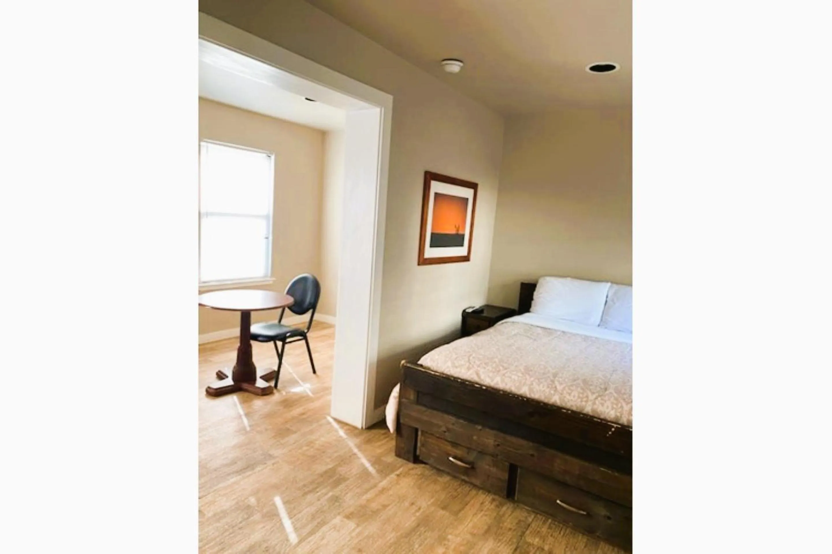 Bedroom, Bed in The Resource Inn -Big Lake TX