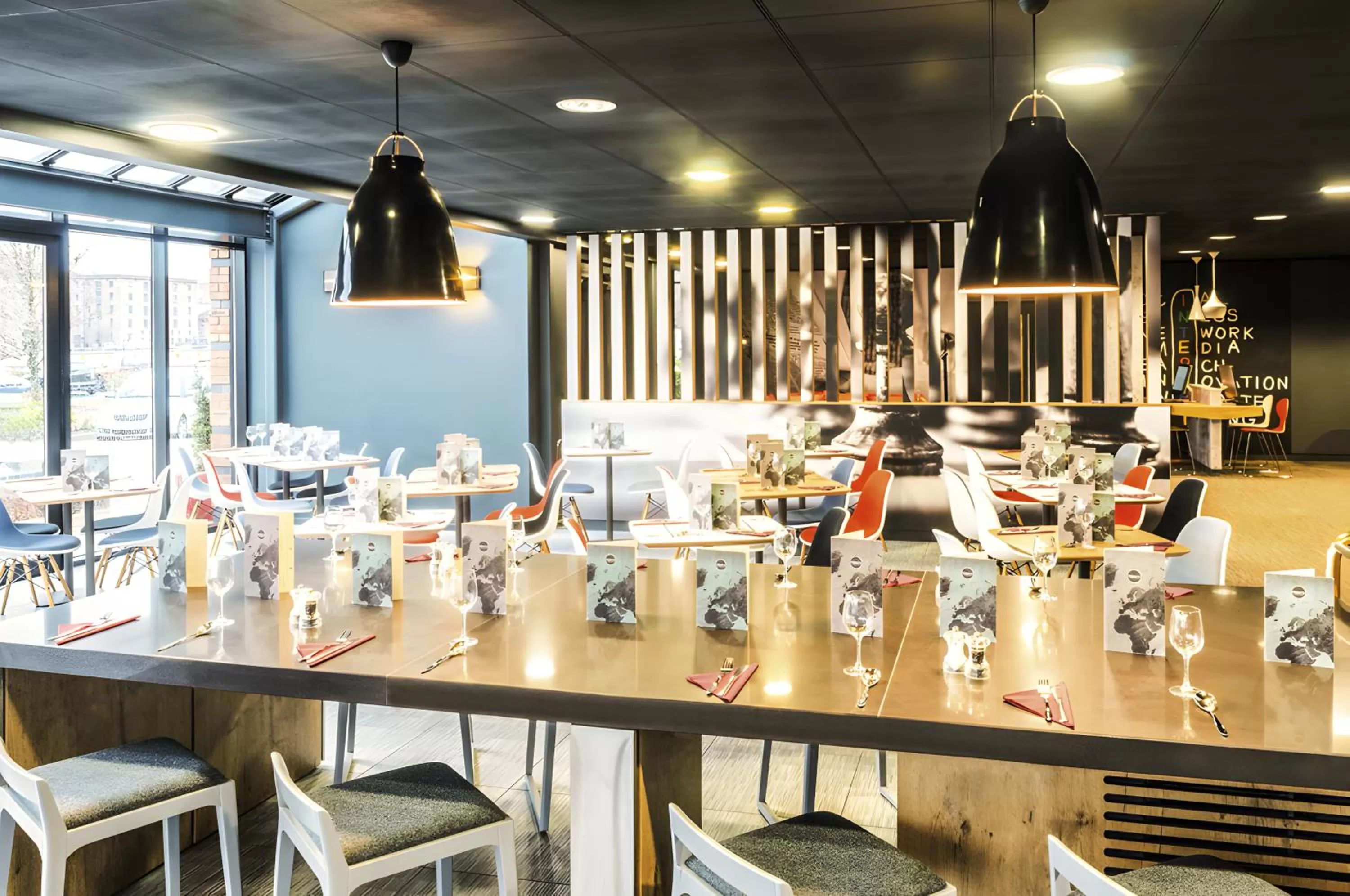 Food and drinks in ibis Liverpool Centre Albert Dock – Liverpool One