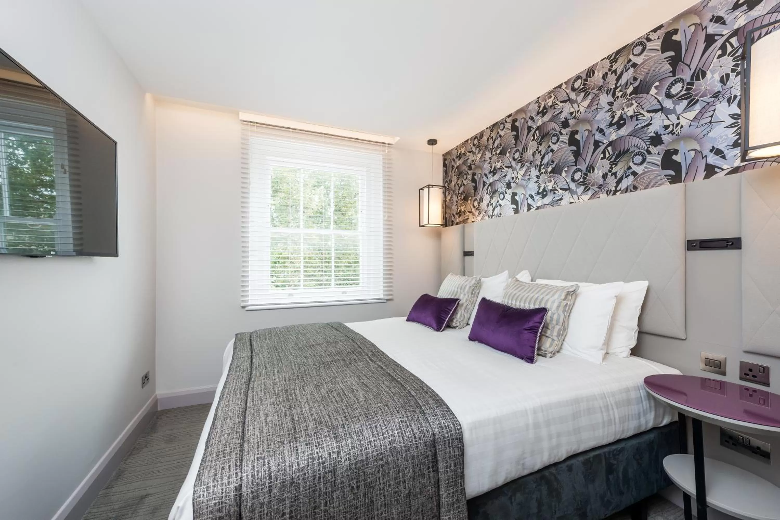 Standard King Room in Mercure London Hyde Park Hotel