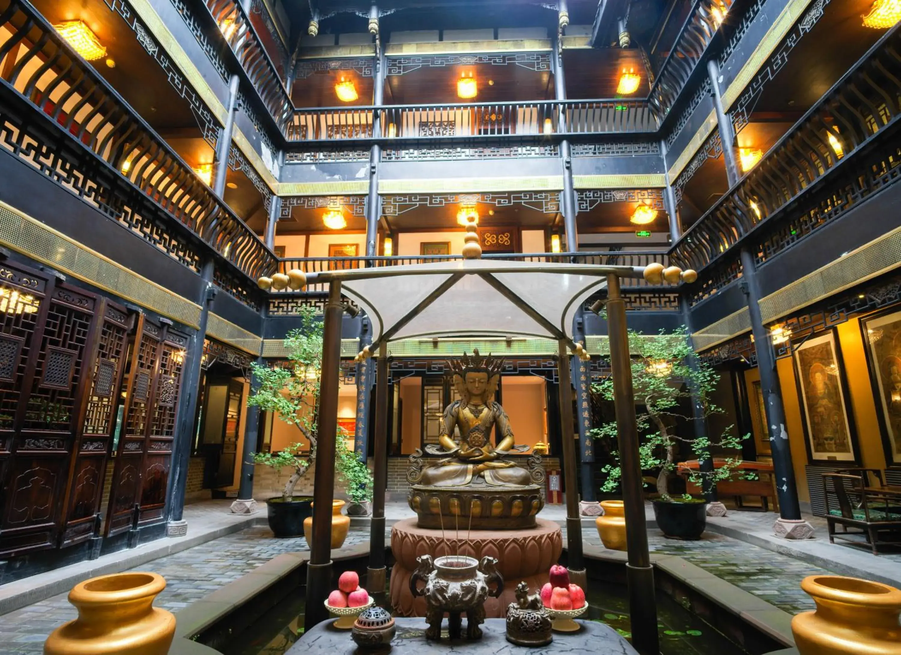 Restaurant/Places to Eat in Buddhazen Hotel