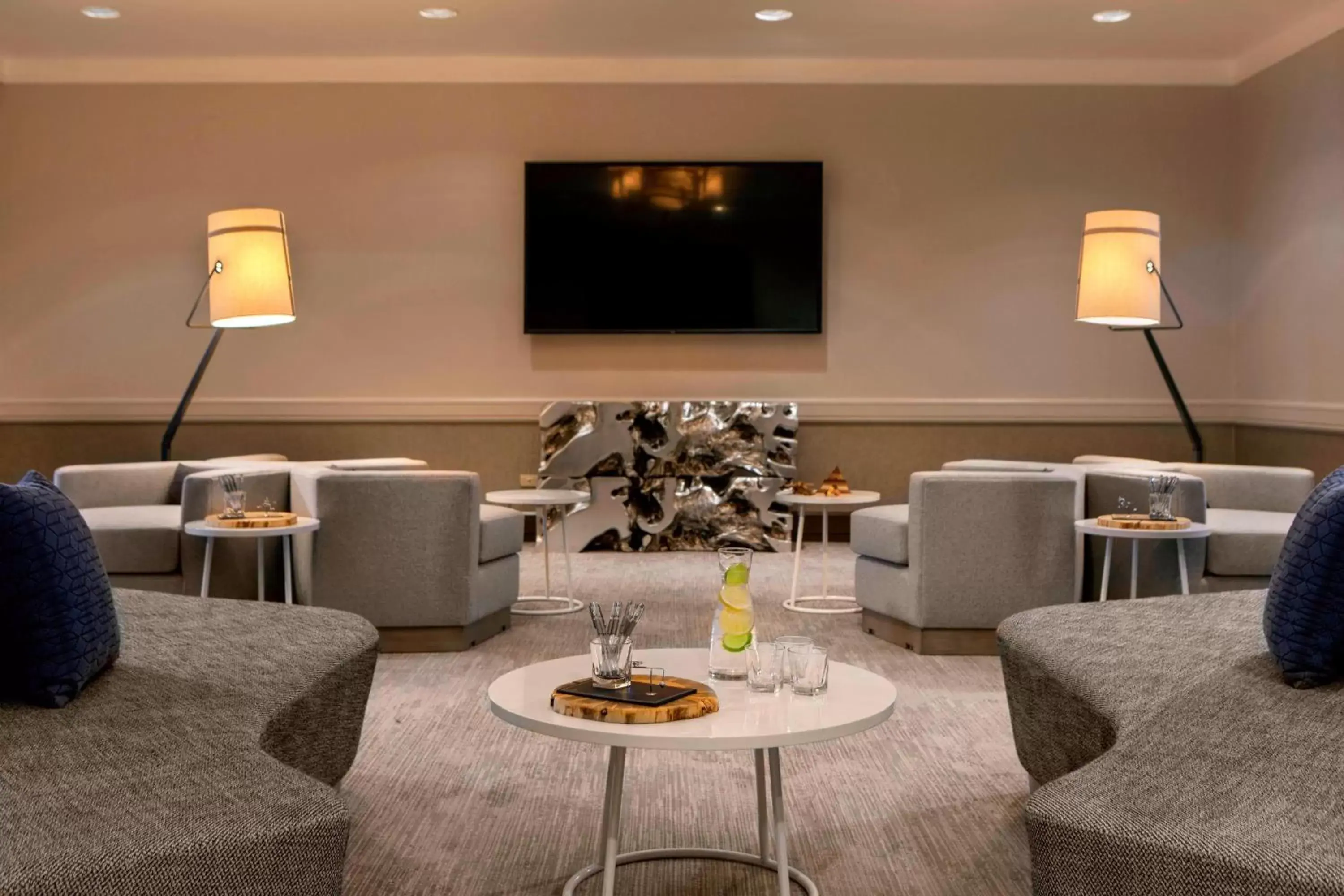 Meeting/conference room, Seating Area in Renaissance Denver Central Park Hotel