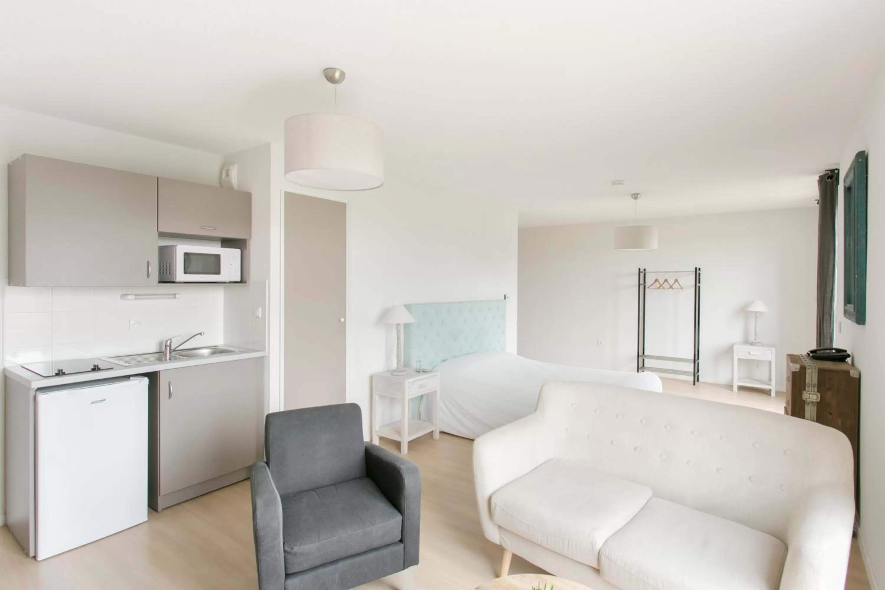 Seating area in Zenao Appart'hôtels Troyes