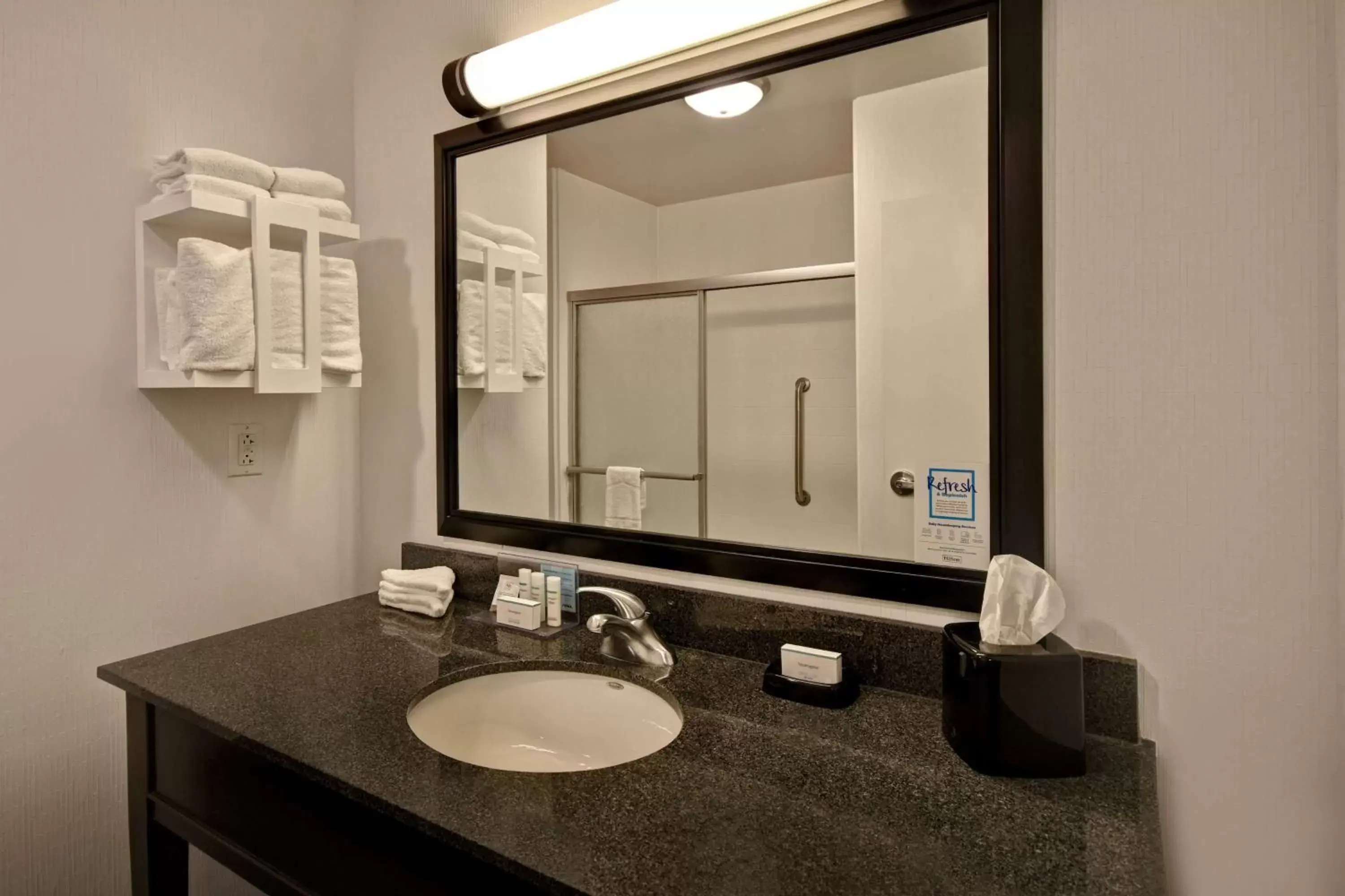 Bathroom in Hampton Inn & Suites - Columbia South, MD